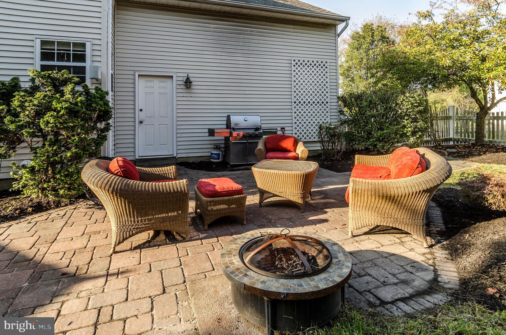 HIDDEN OAKS - Residential