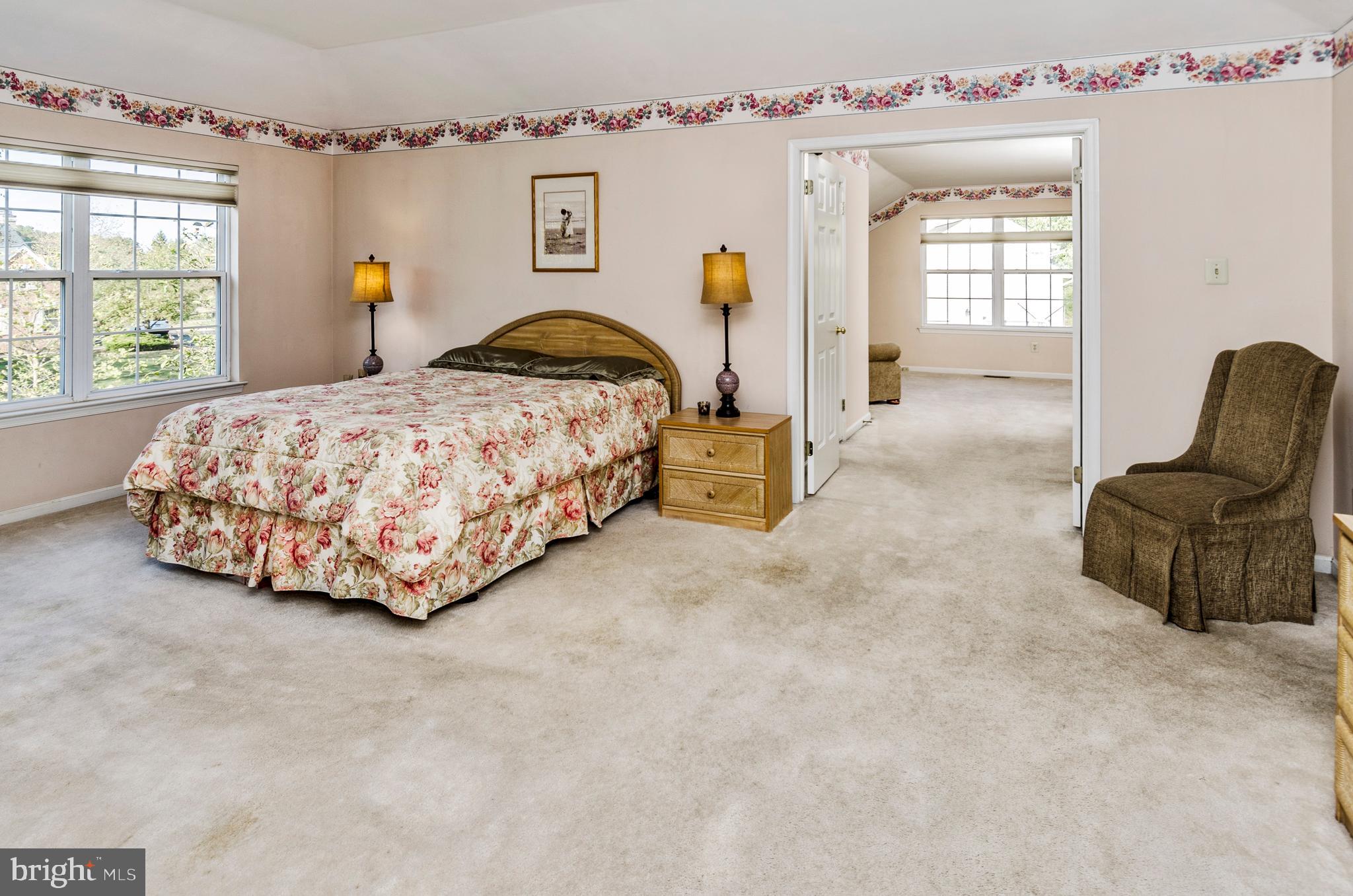 HIDDEN OAKS - Residential