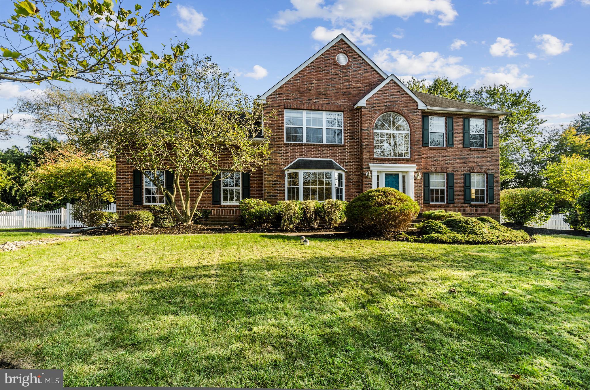 HIDDEN OAKS - Residential