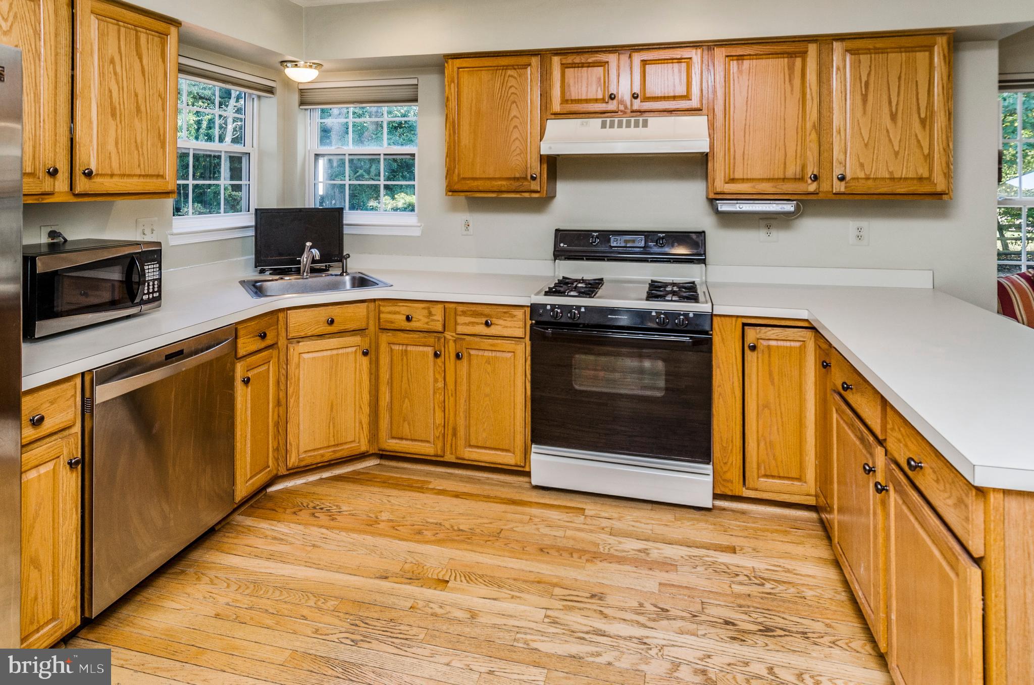 HIDDEN OAKS - Residential