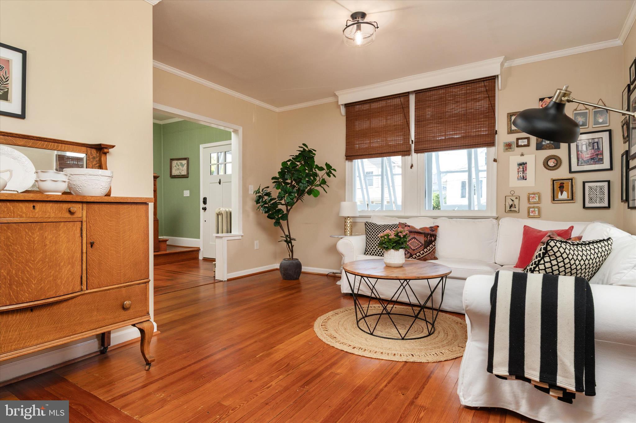 MURRAY HILL - Residential