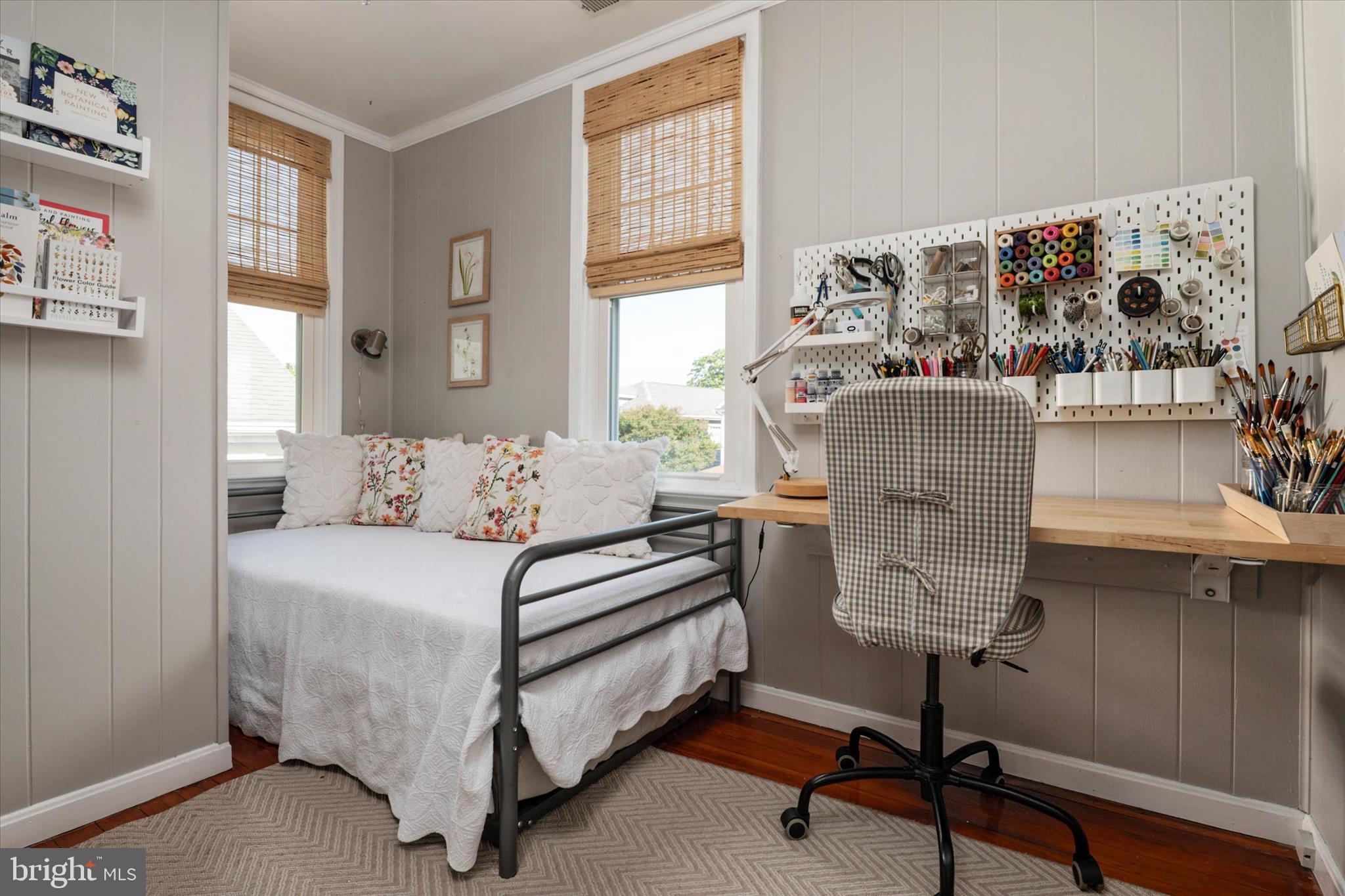 MURRAY HILL - Residential
