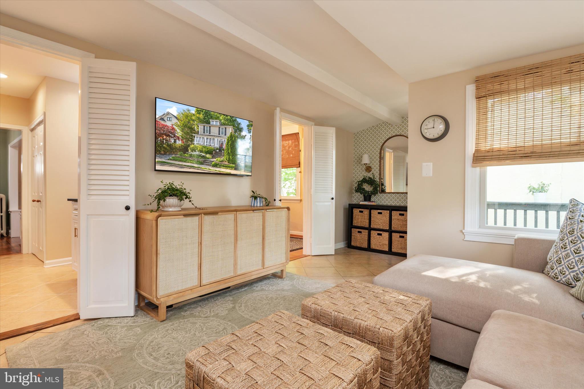 MURRAY HILL - Residential