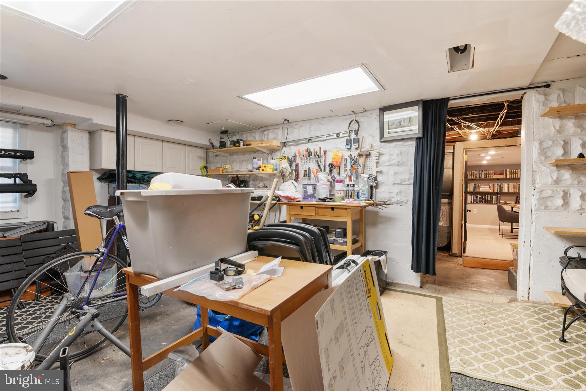 MURRAY HILL - Residential
