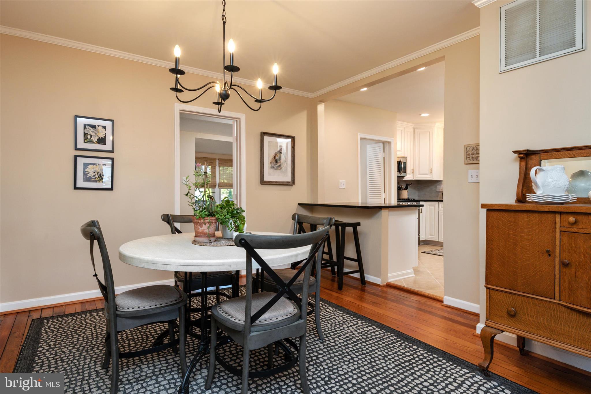 MURRAY HILL - Residential