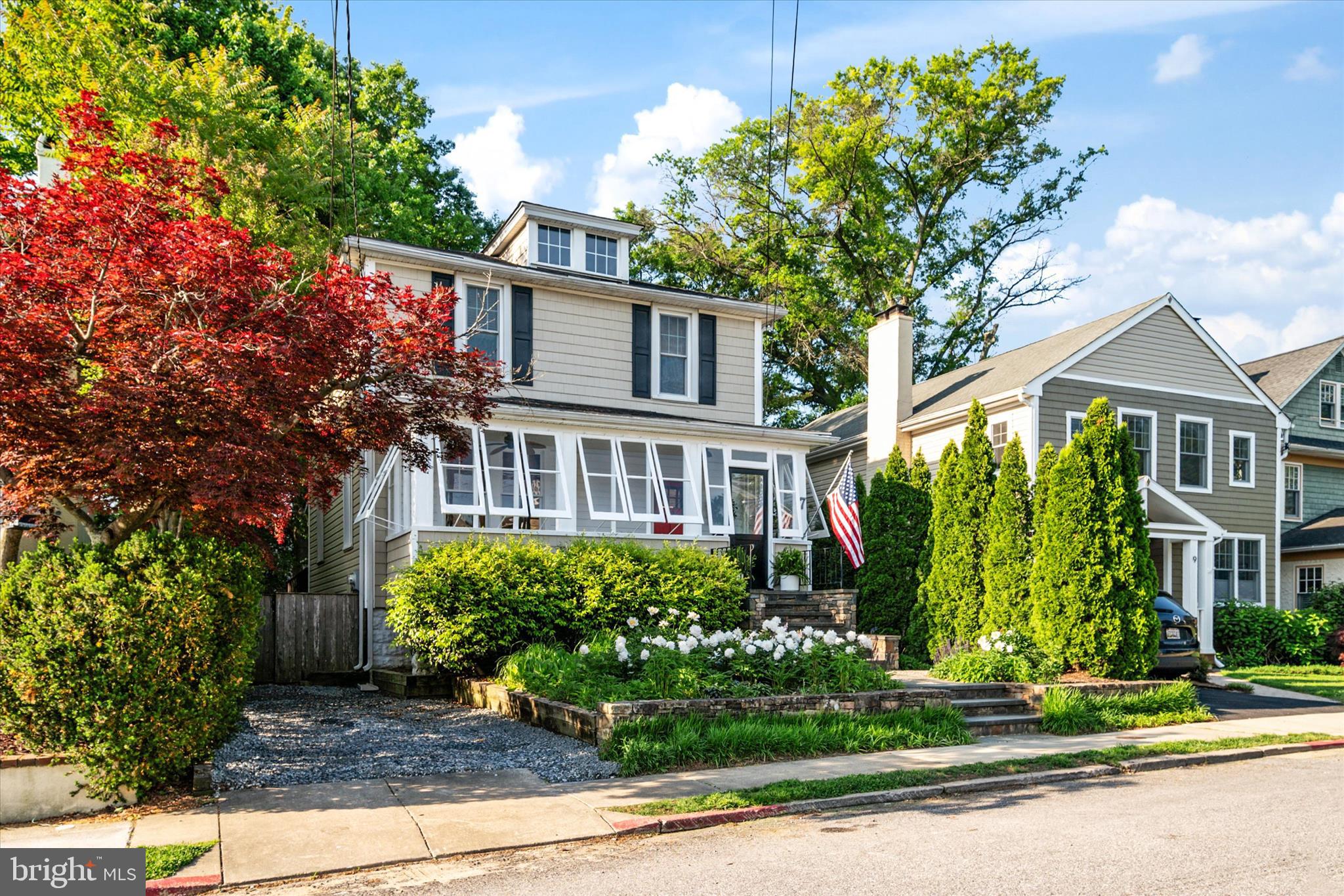MURRAY HILL - Residential