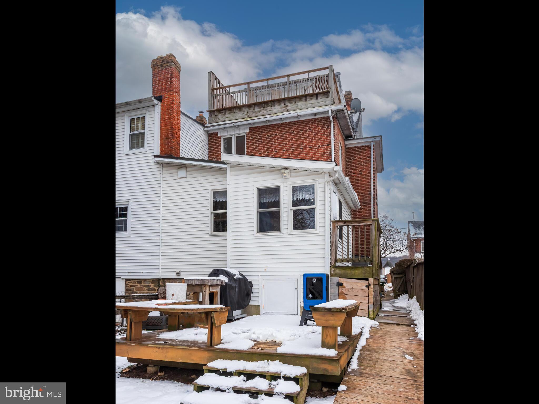 DOWNINGTOWN BORO - Residential