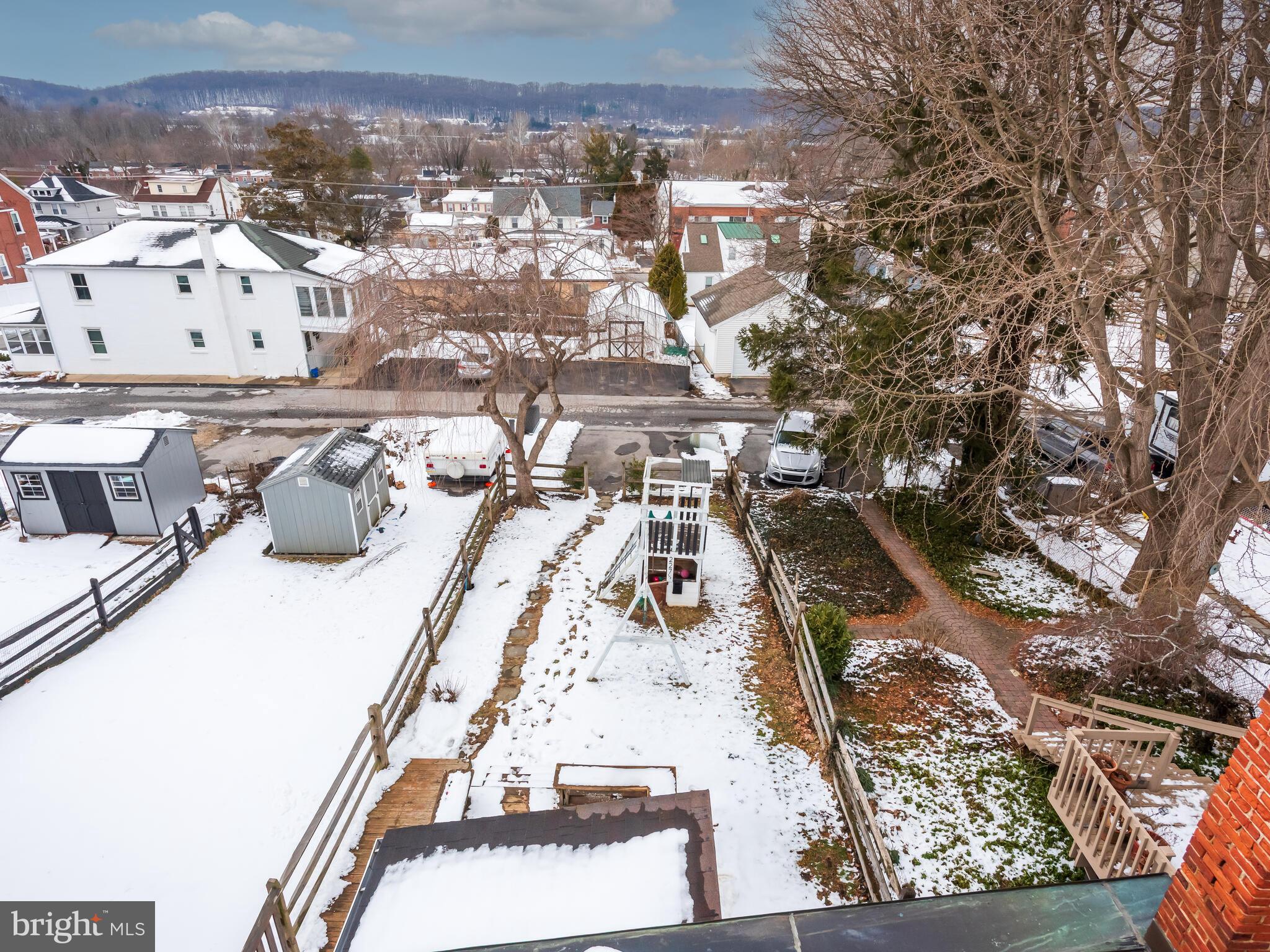 DOWNINGTOWN BORO - Residential