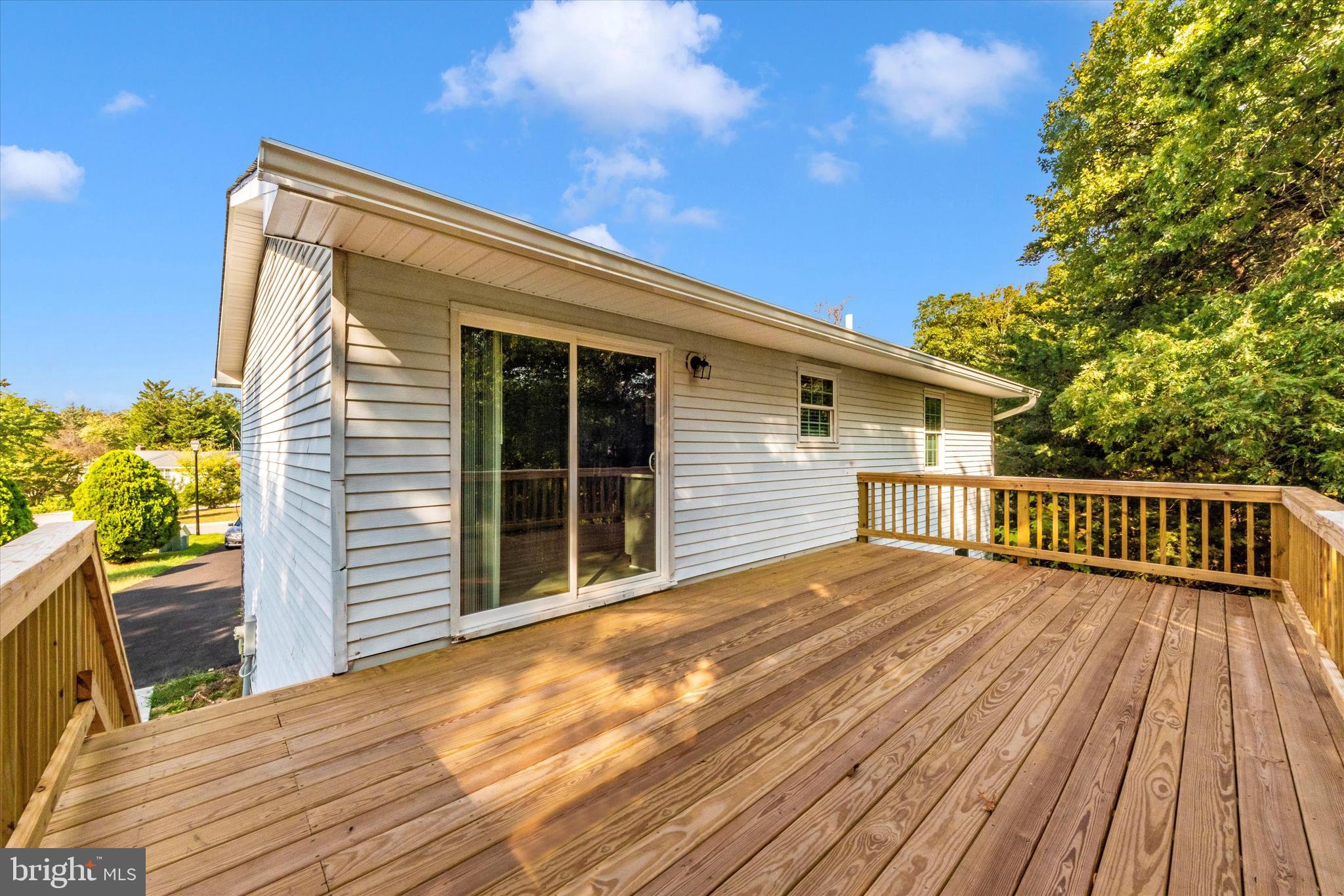 RIDGEFIELD - Residential Lease