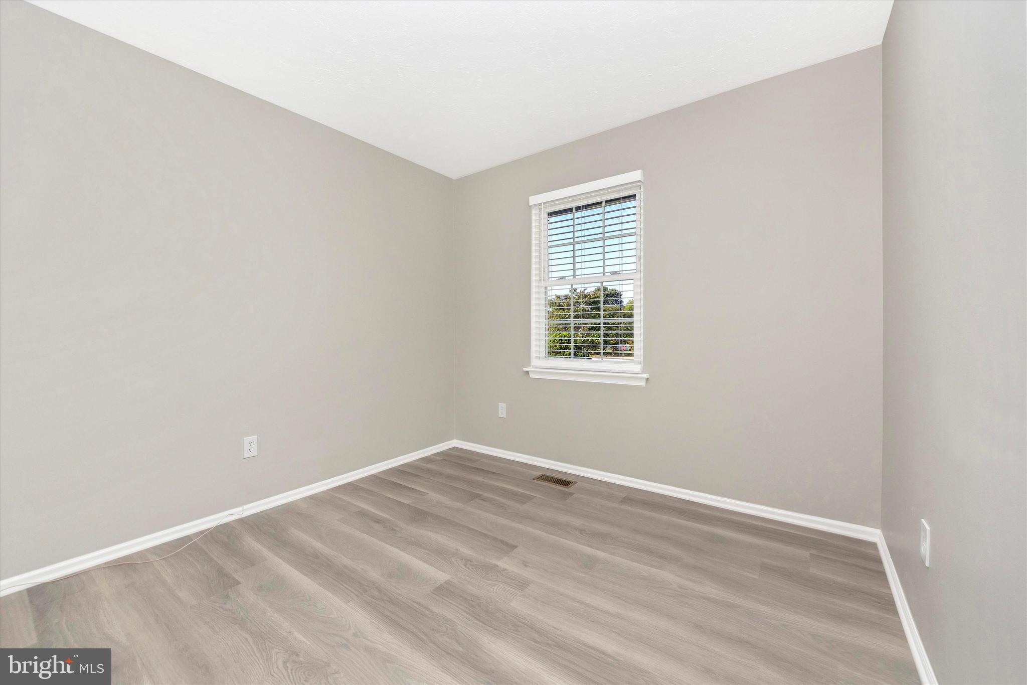 RIDGEFIELD - Residential Lease