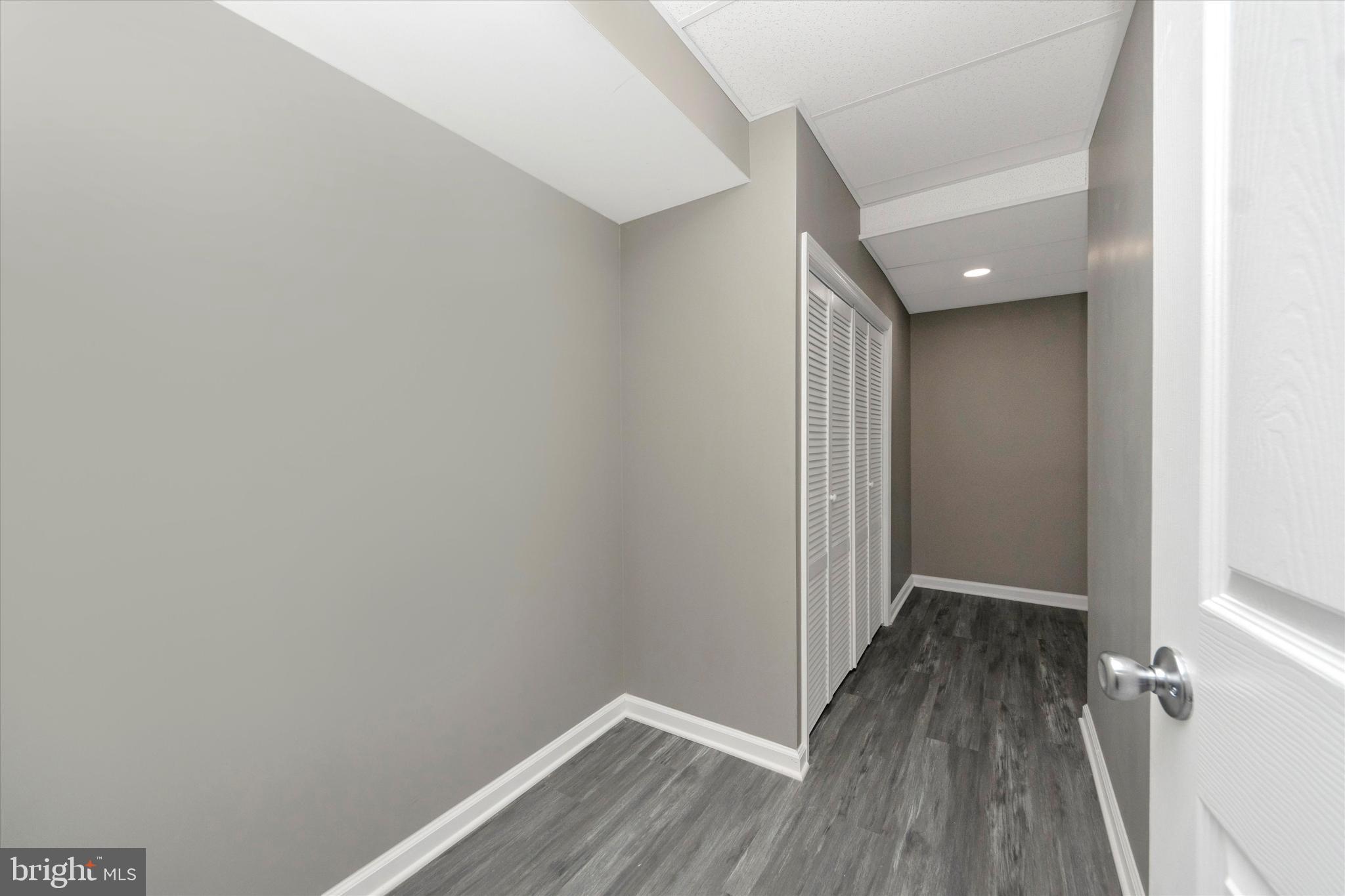 RIDGEFIELD - Residential Lease