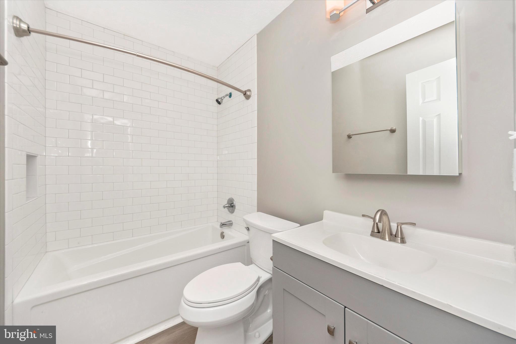 RIDGEFIELD - Residential Lease