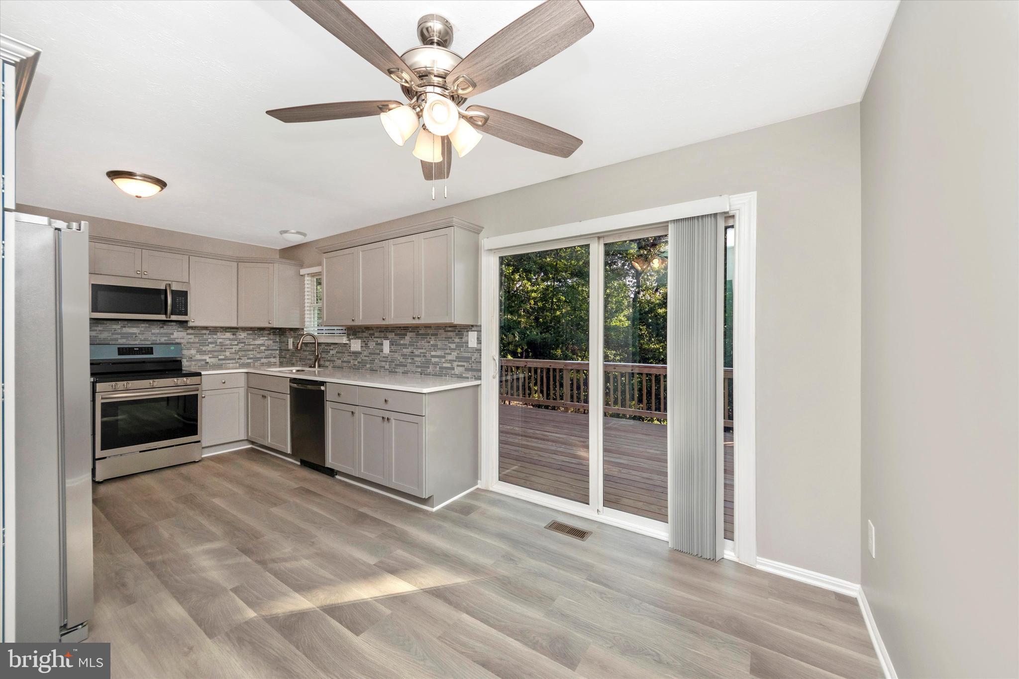 RIDGEFIELD - Residential Lease