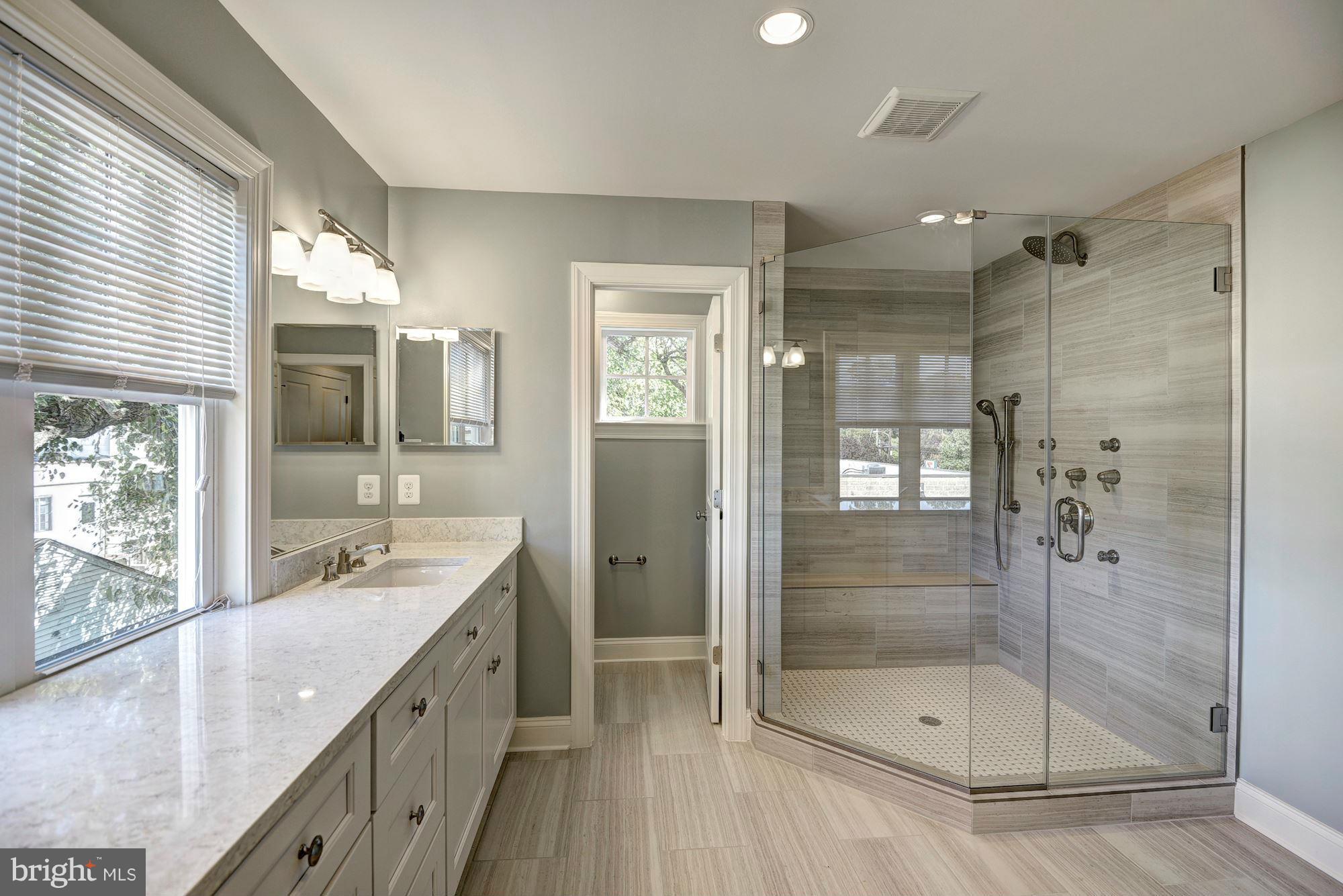 HIGHVIEW PARK - Residential