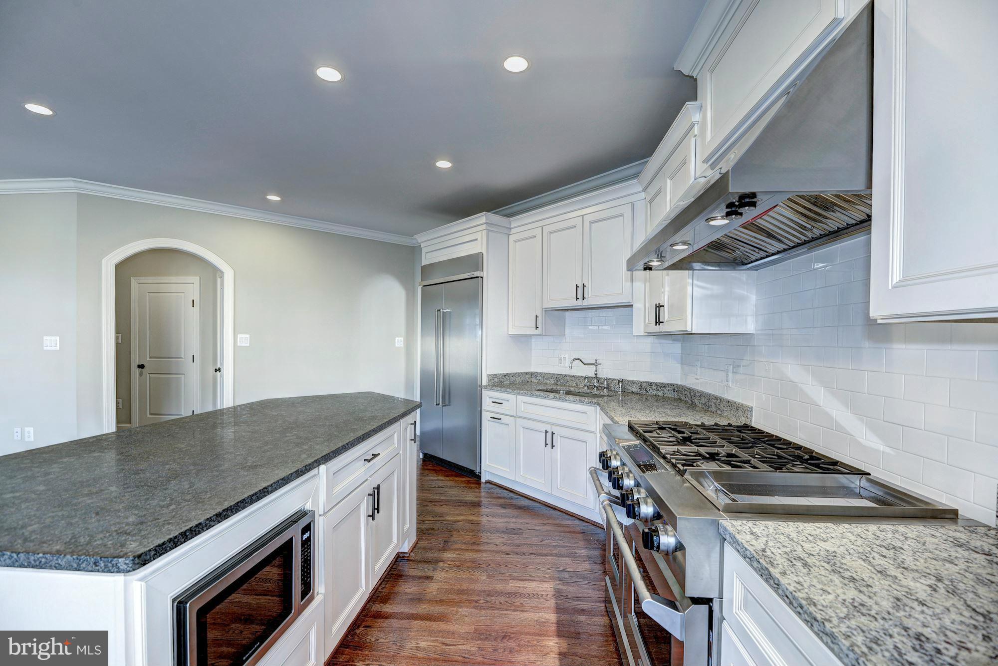 HIGHVIEW PARK - Residential