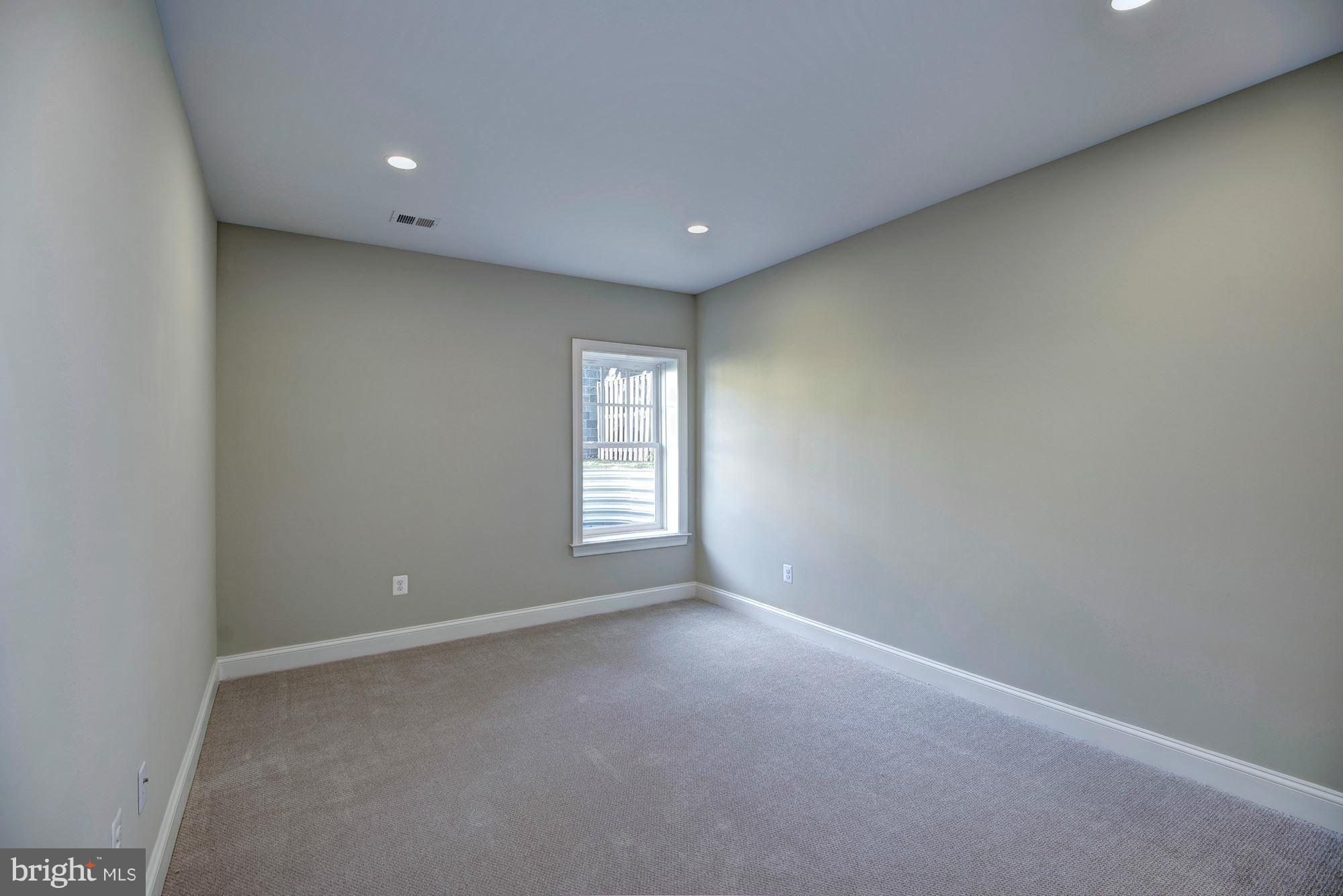 HIGHVIEW PARK - Residential