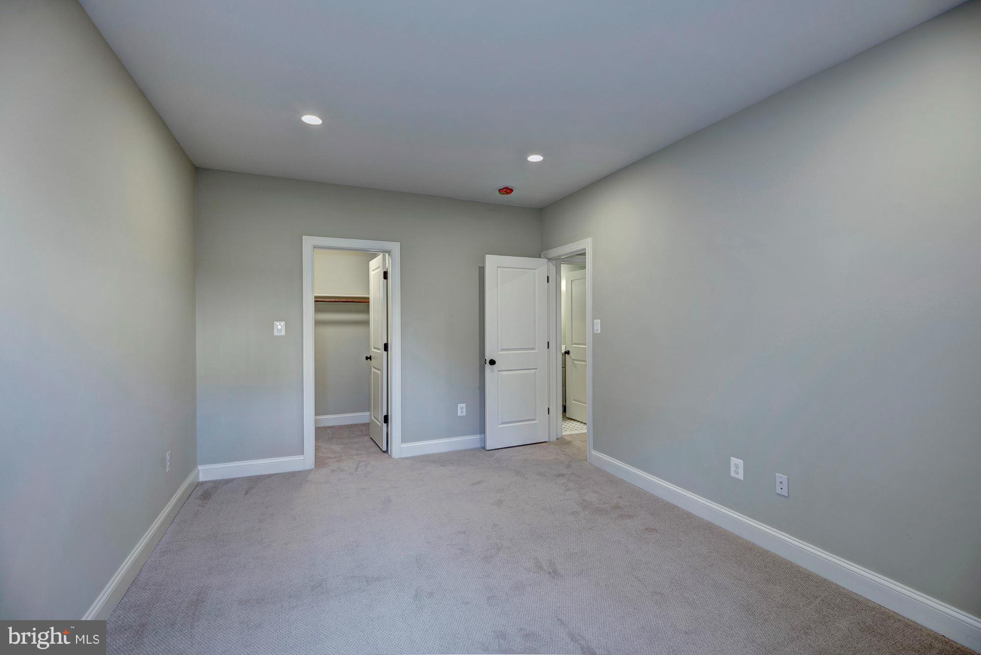 HIGHVIEW PARK - Residential