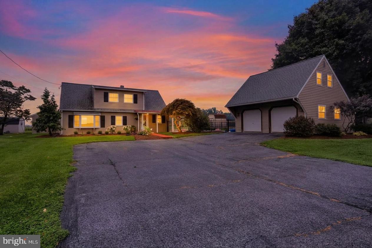 512 E ROSEBUD ROAD