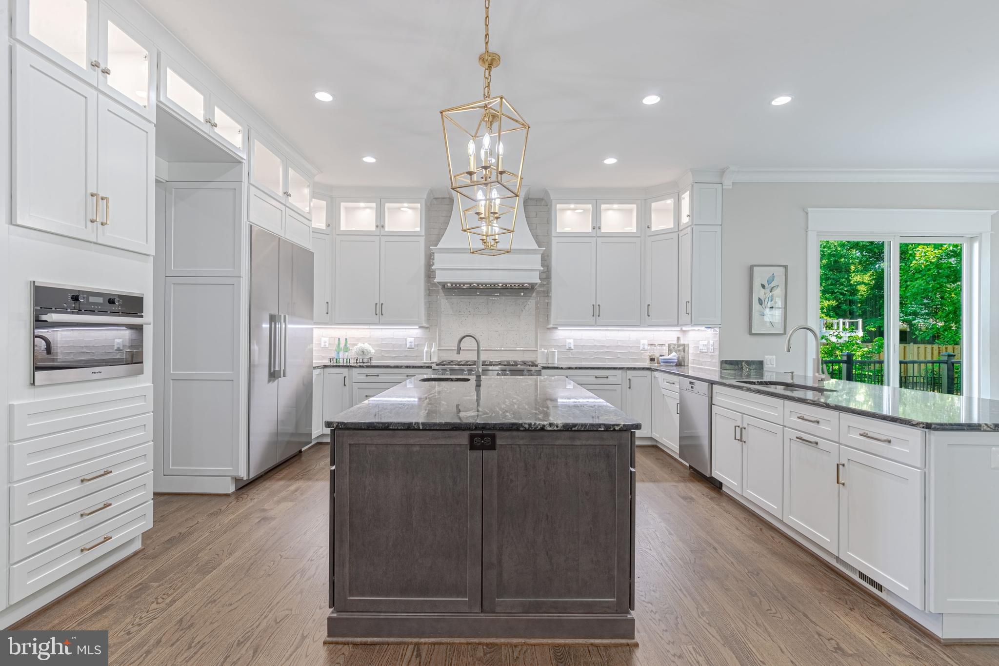 WESTBRIAR COUNTRY CLUB ESTATES - Residential