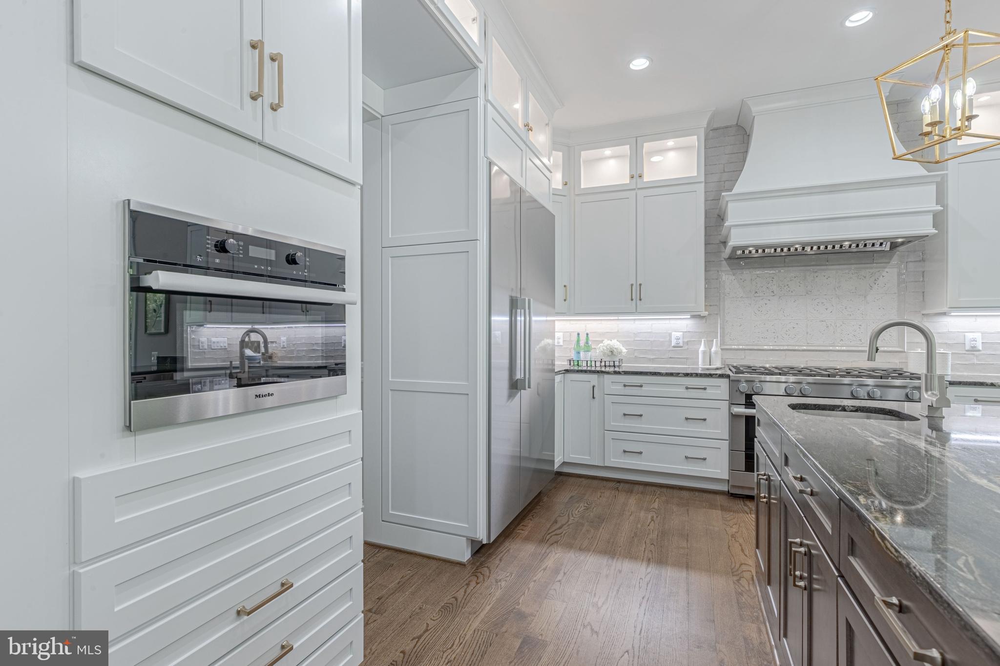 WESTBRIAR COUNTRY CLUB ESTATES - Residential