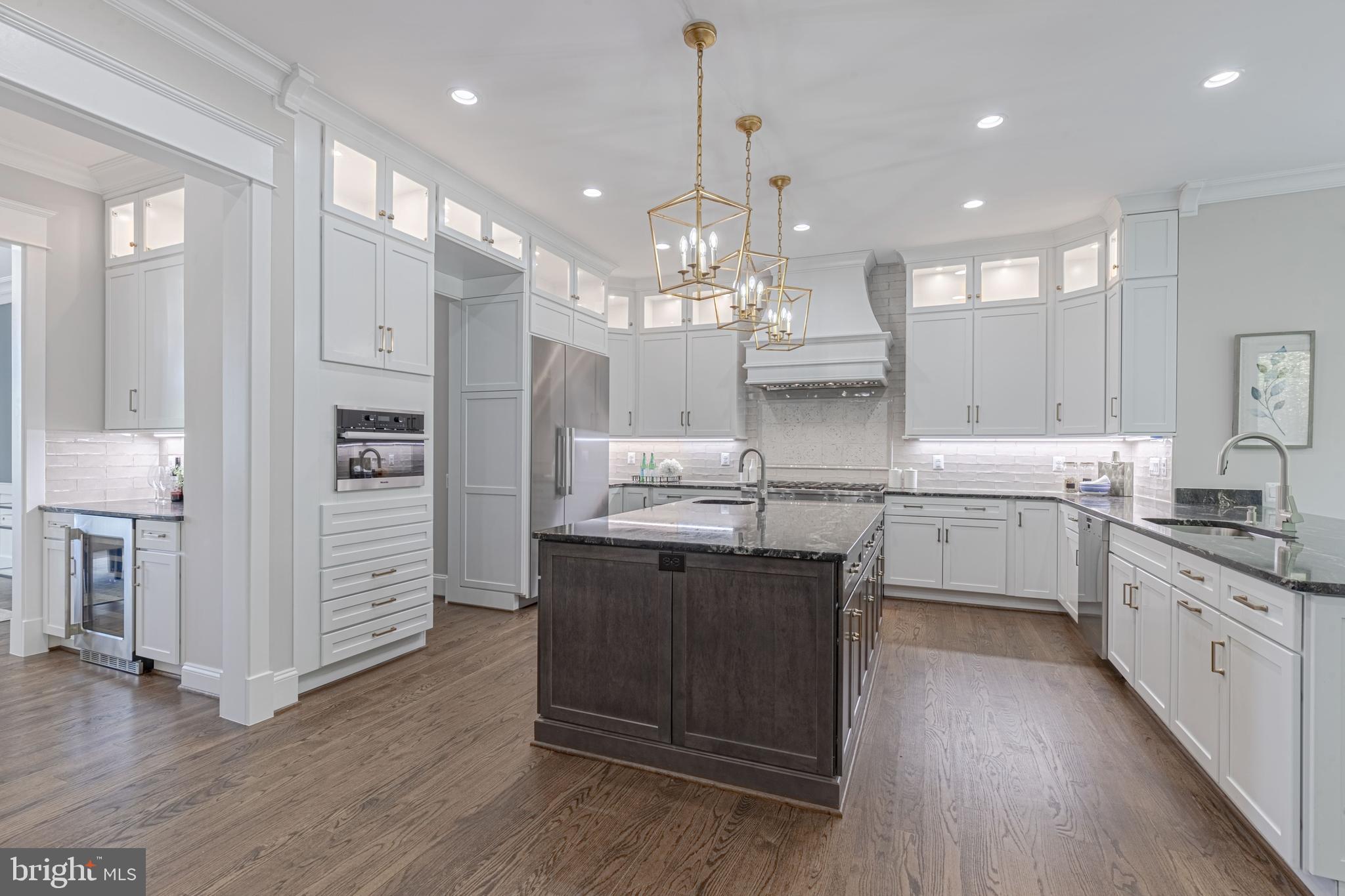 WESTBRIAR COUNTRY CLUB ESTATES - Residential