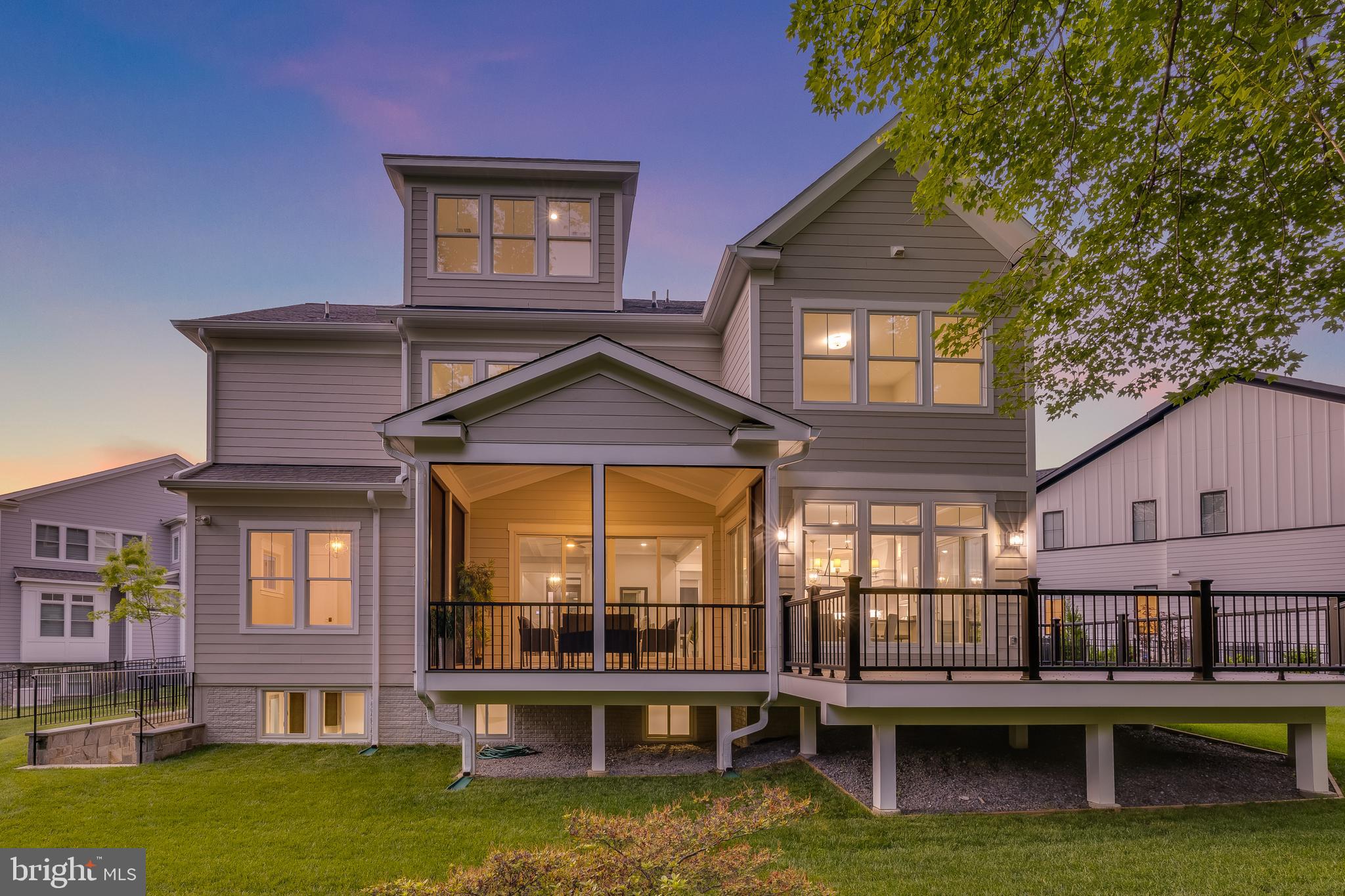 WESTBRIAR COUNTRY CLUB ESTATES - Residential