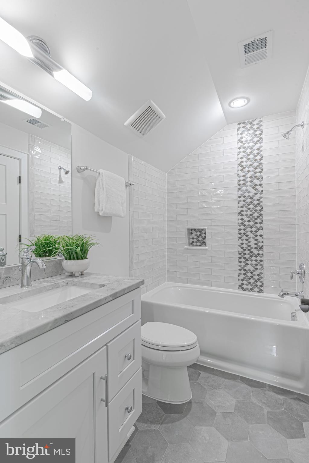 WESTBRIAR COUNTRY CLUB ESTATES - Residential