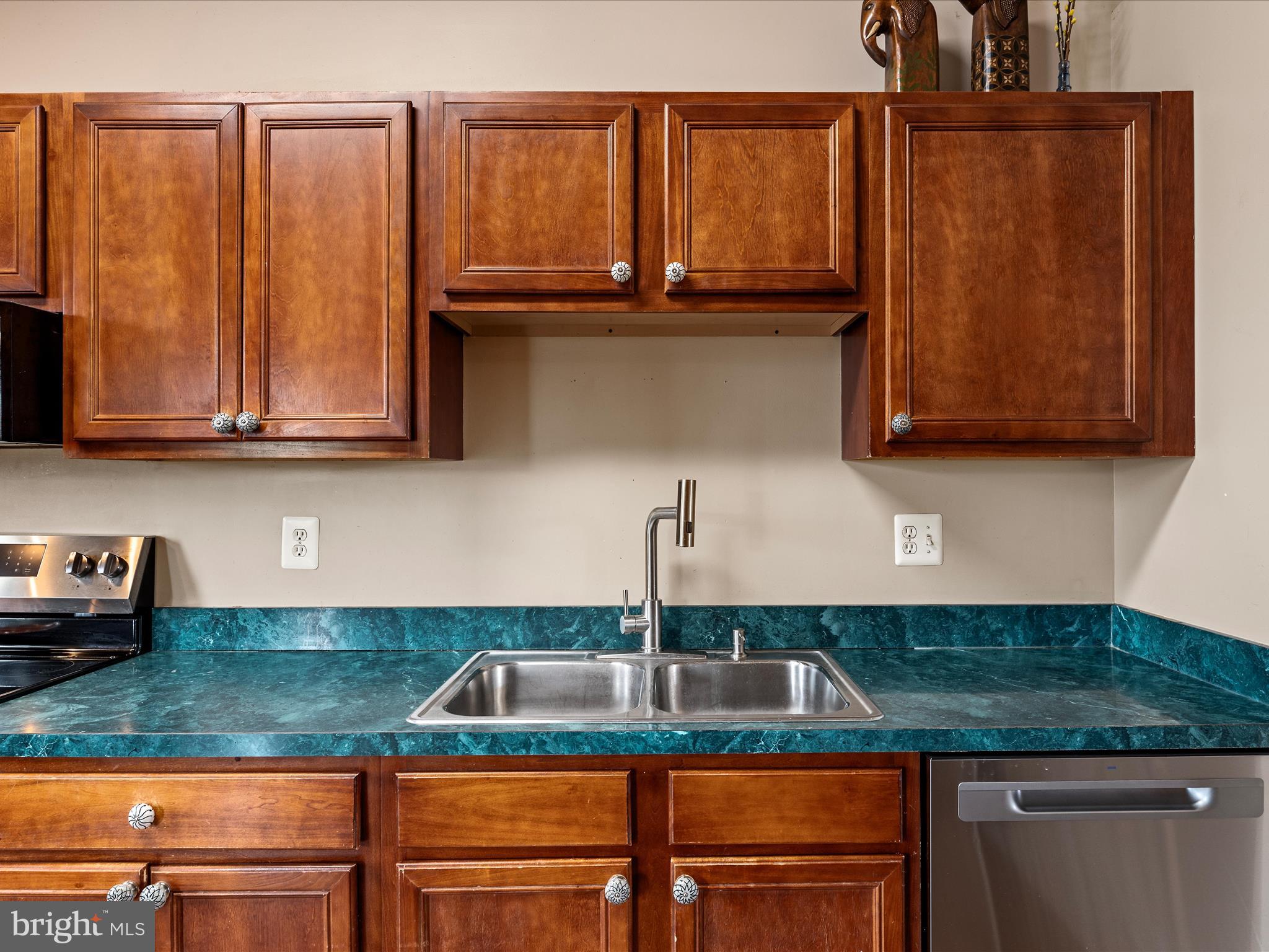 INWOOD MEADOWS - Residential