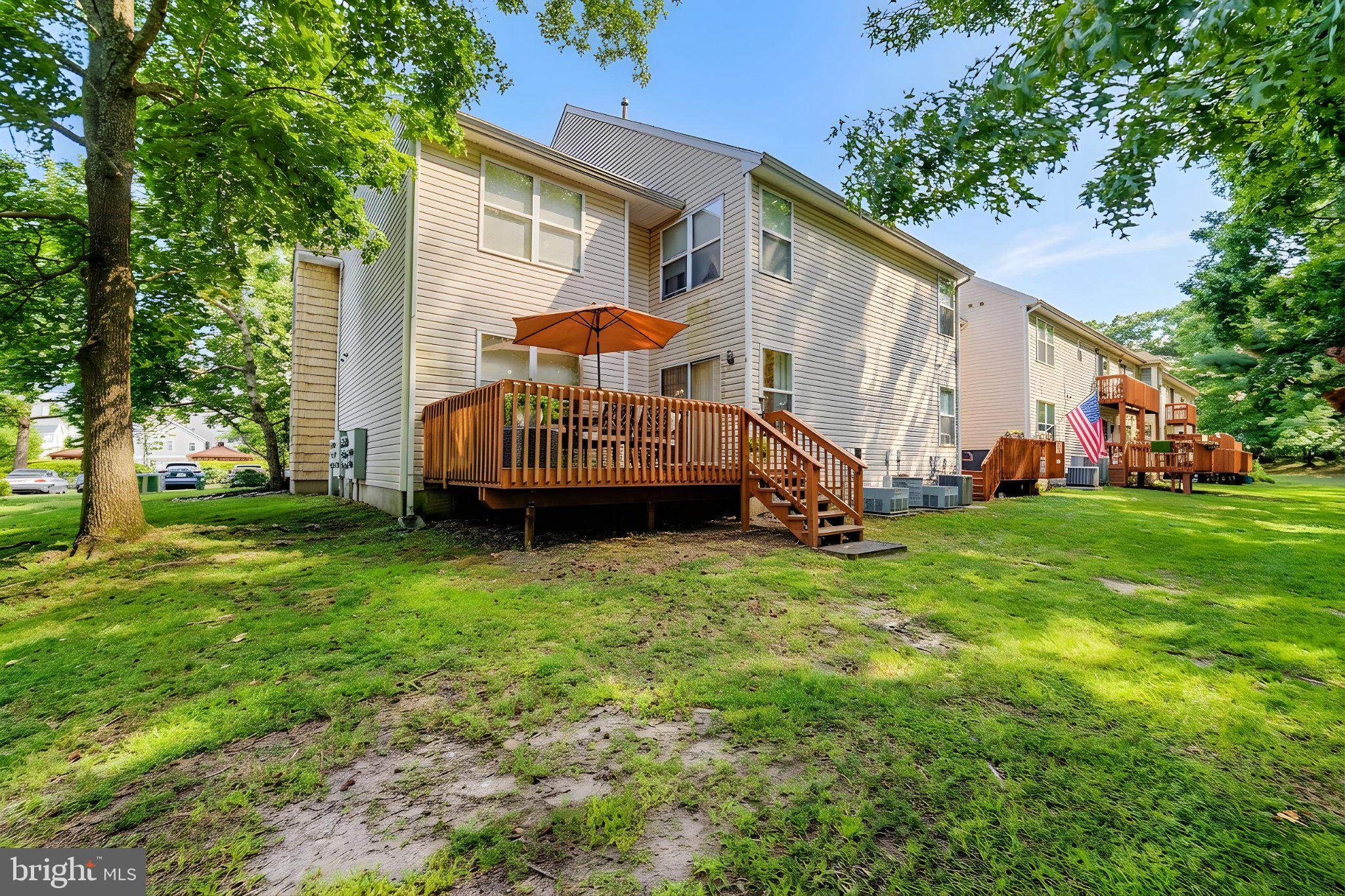 19 E WOODLAND AVENUE