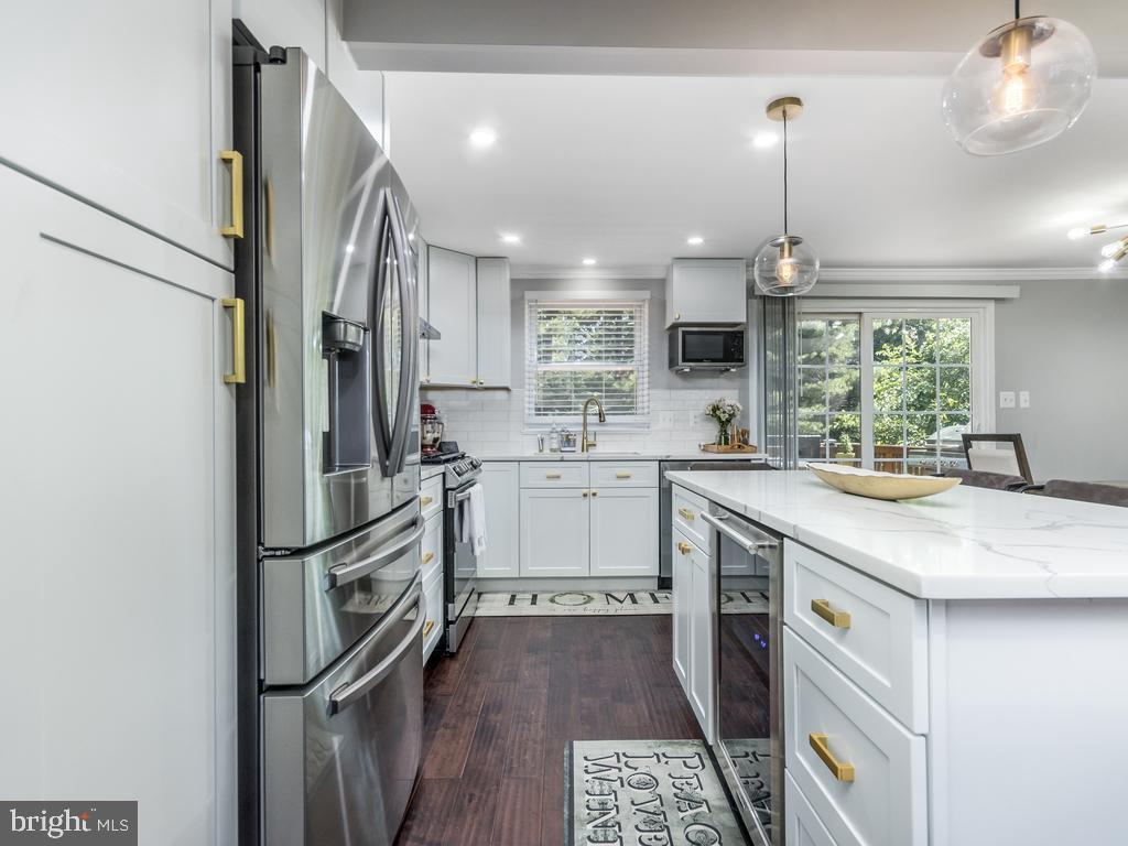 STONE CROSSING - Residential