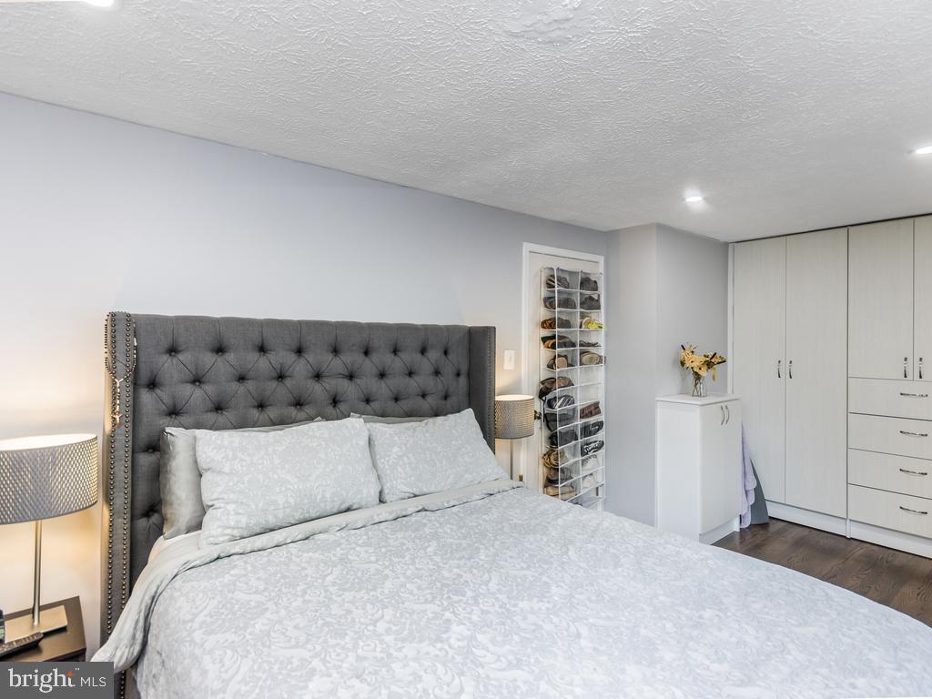 STONE CROSSING - Residential