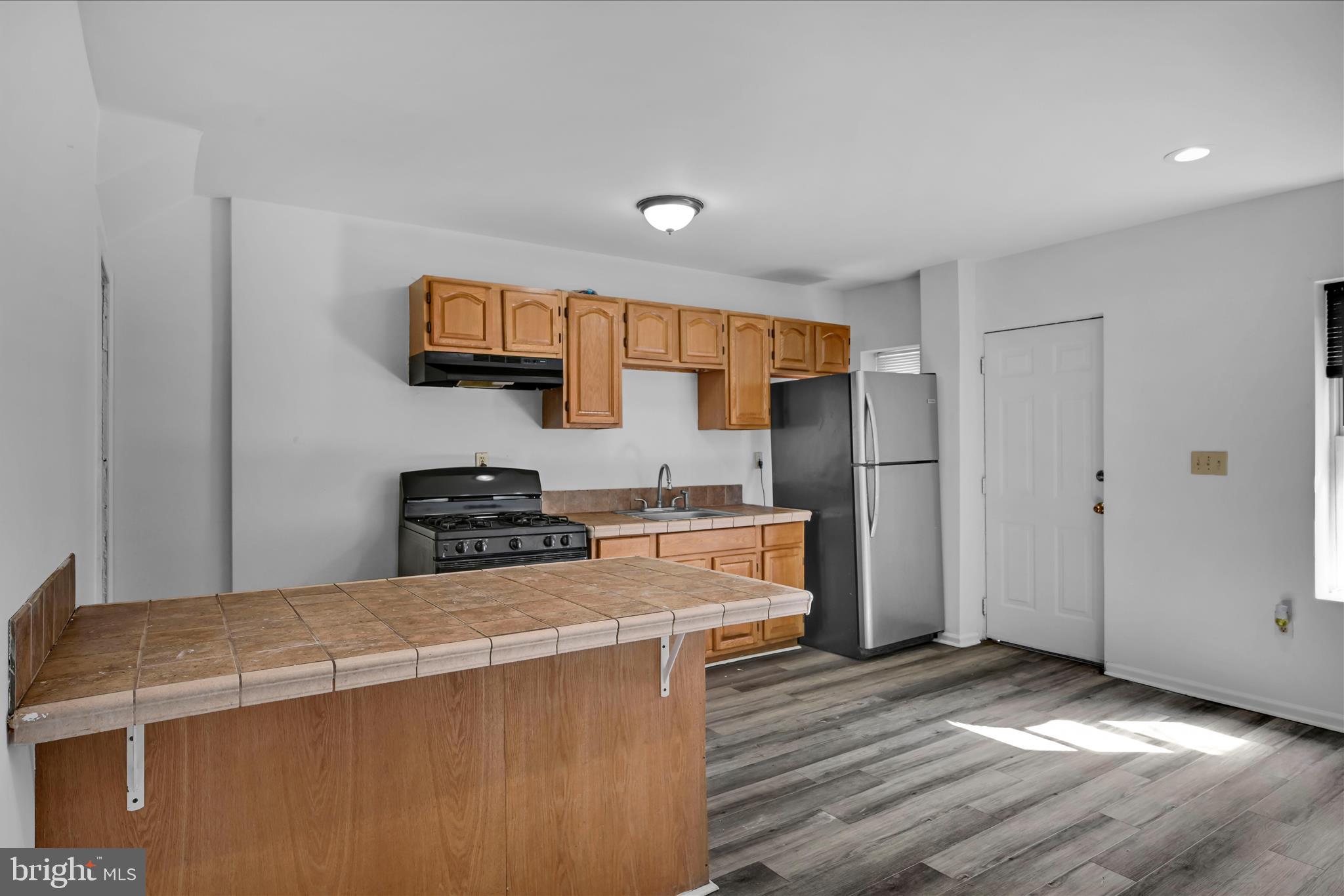 ALLISON HILL - Residential