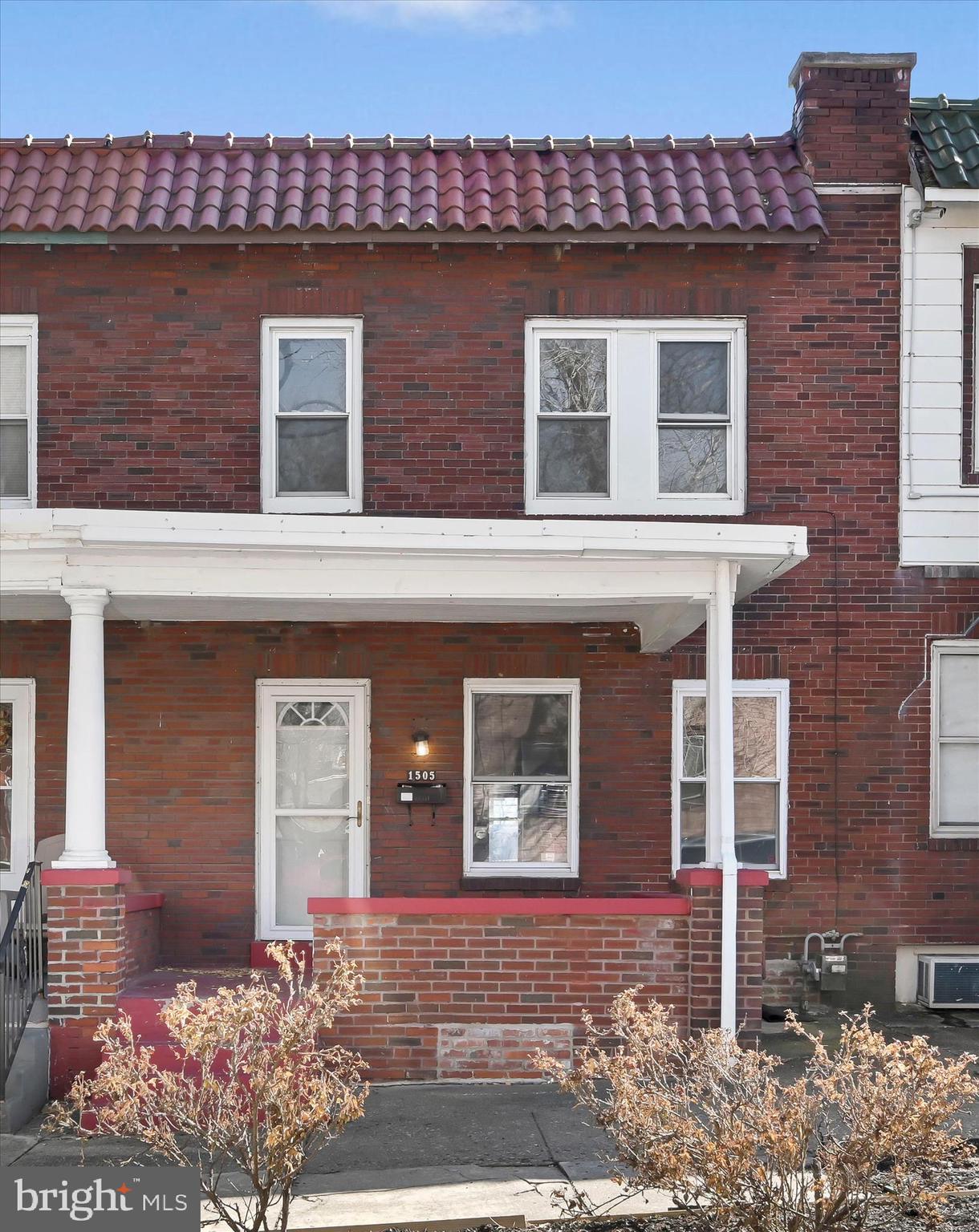 1505 CATHERINE STREET