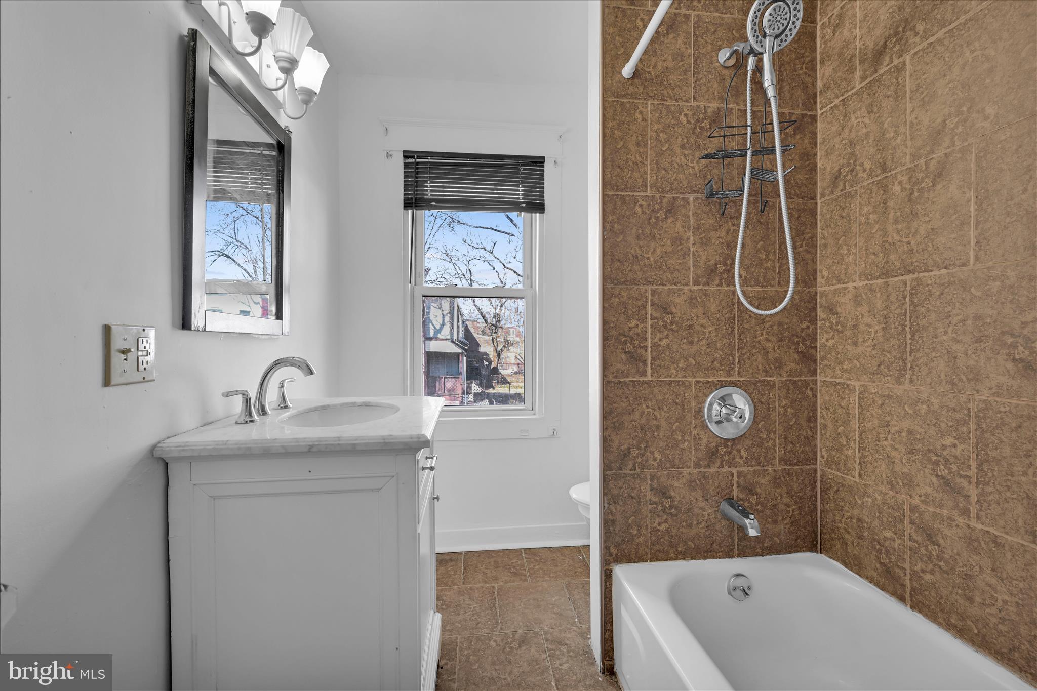 ALLISON HILL - Residential