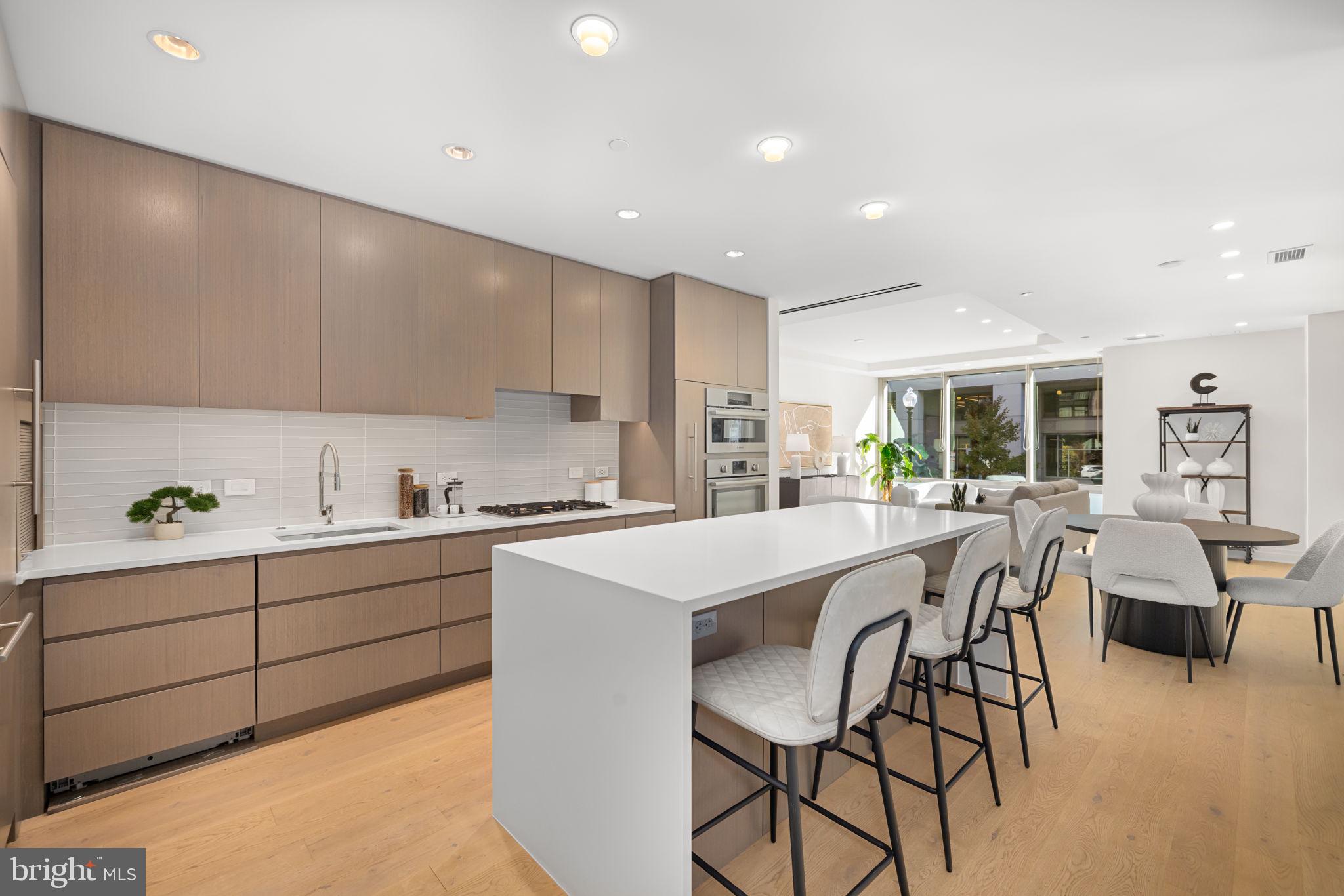 2501 M STREET NW T04