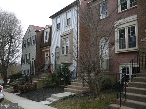 8607 DELLWAY LANE VIENNA VA 22180