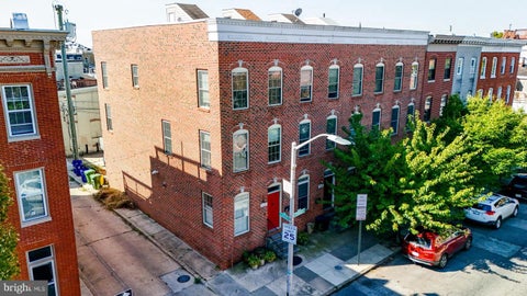 Townhouse For Rent - 2119 E Fairmount Avenue<br/> BALTIMORE, MD 21231