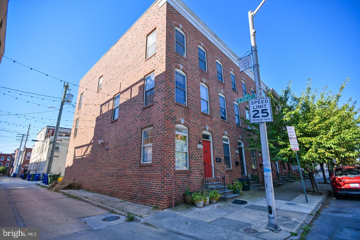 2119 E FAIRMOUNT AVENUE