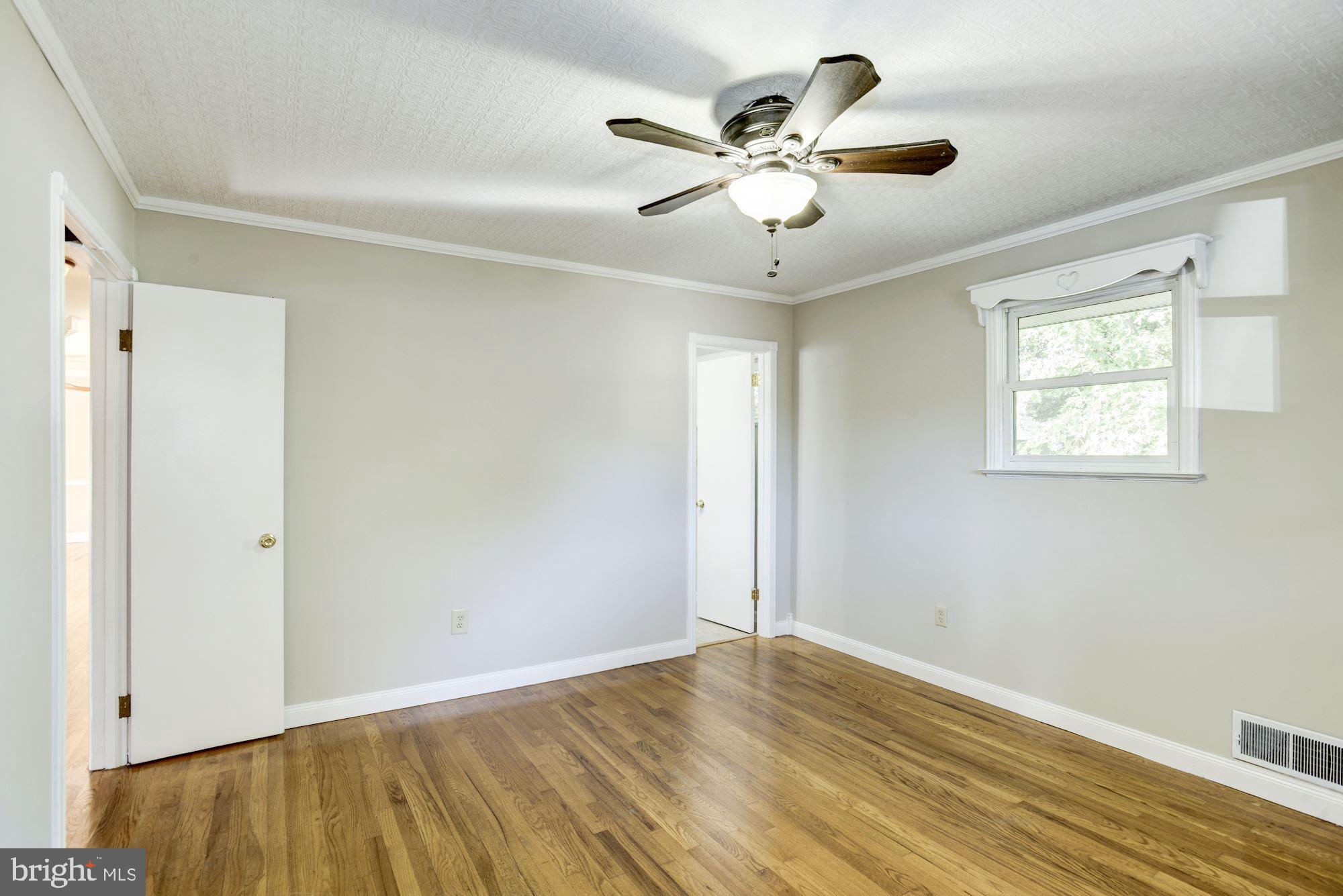 ROSE HILL FARMS - Residential