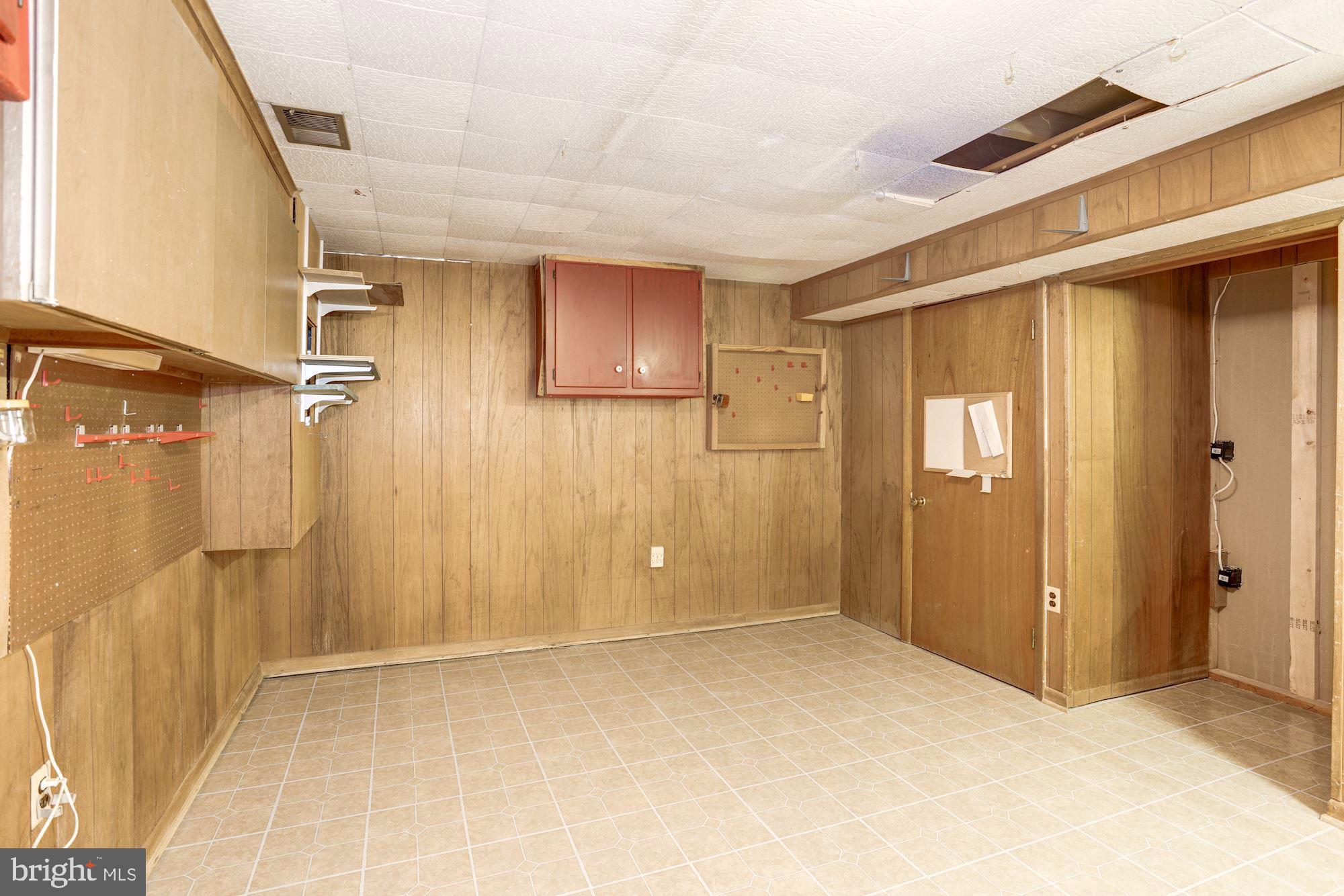 ROSE HILL FARMS - Residential