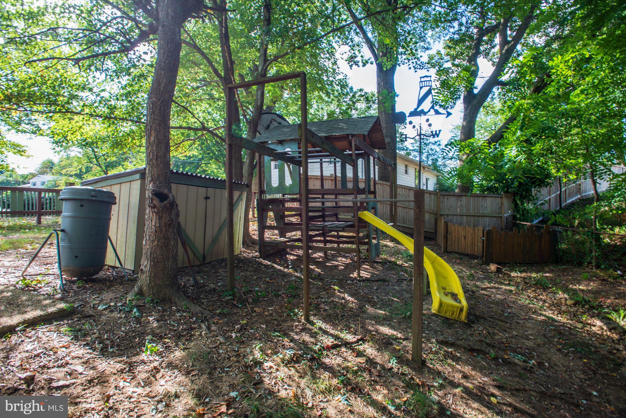 ROSE HILL FARMS - Residential