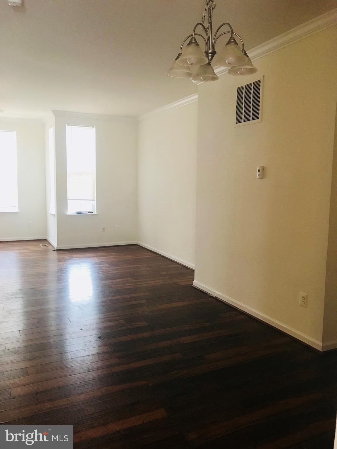 RIVER OAKS - Residential