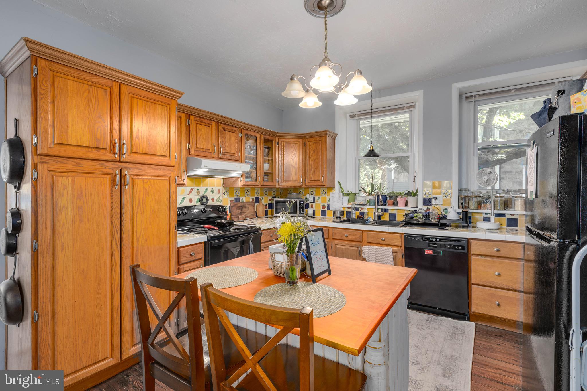 OVERBROOK PARK - Residential Lease