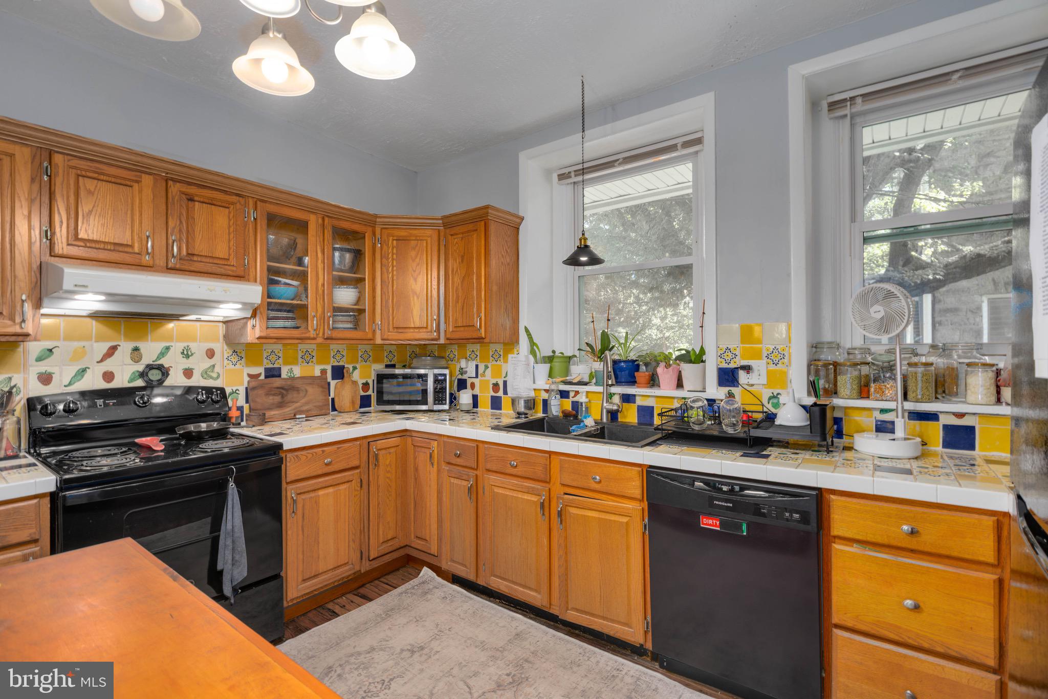 OVERBROOK PARK - Residential Lease