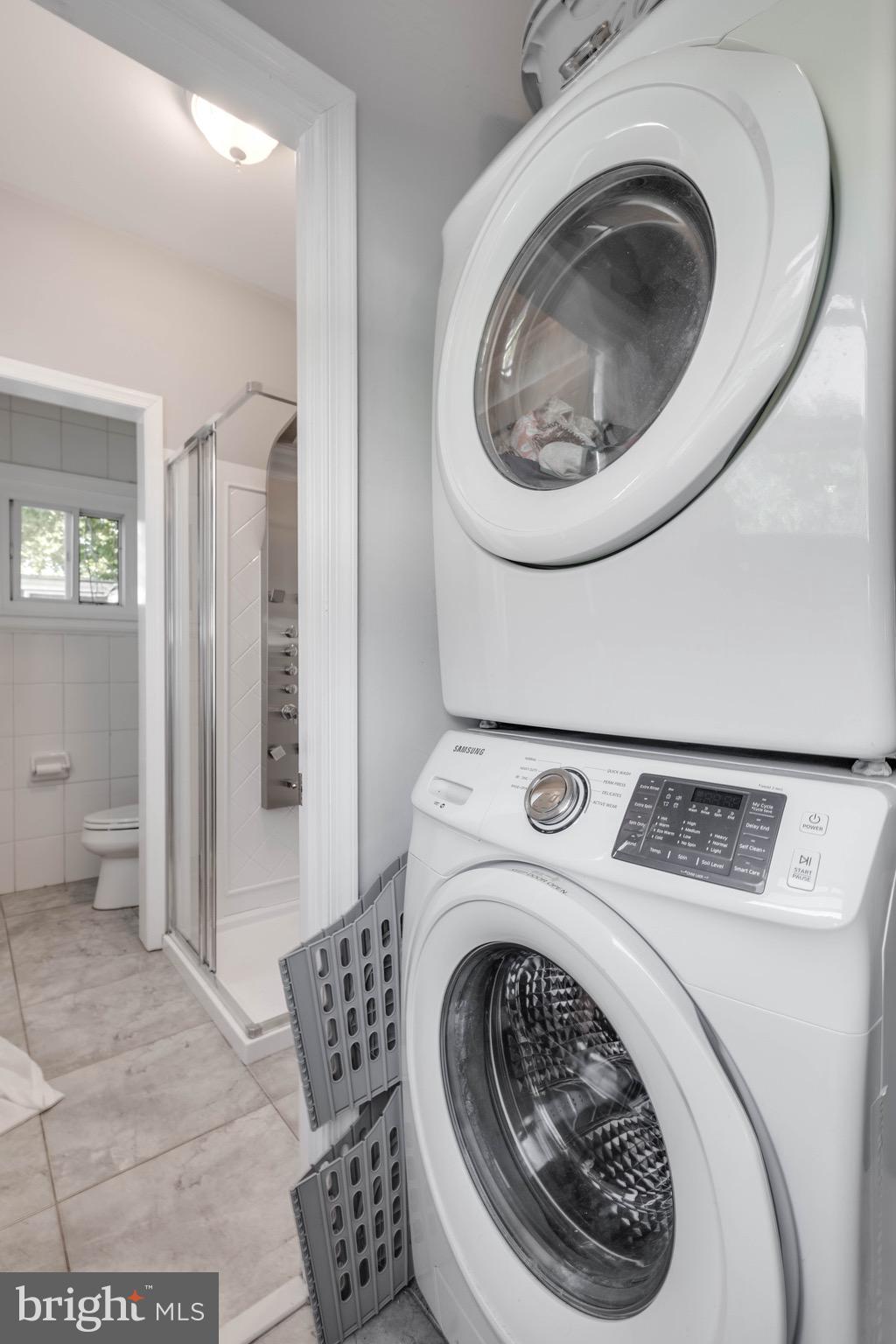 OVERBROOK PARK - Residential Lease