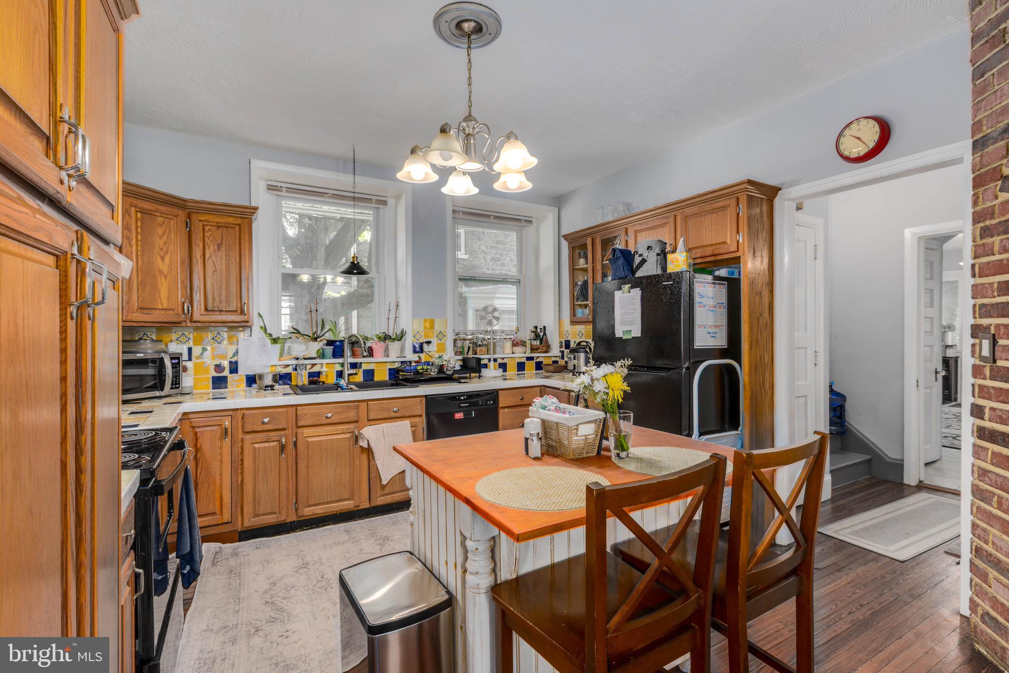 OVERBROOK PARK - Residential Lease