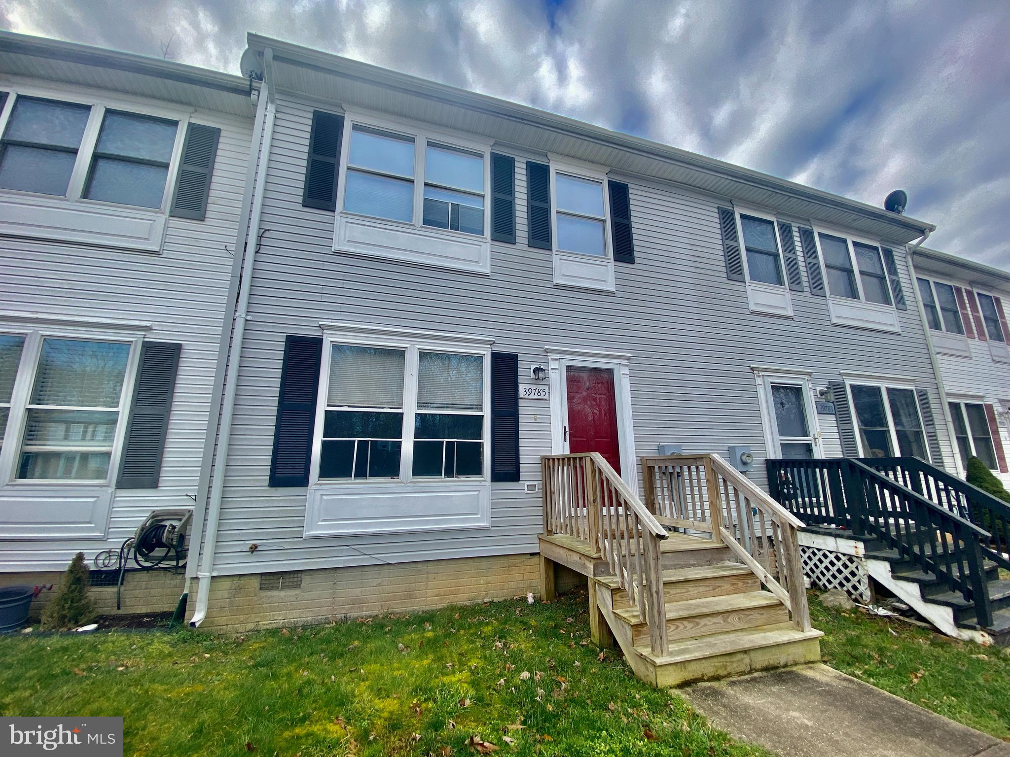 NONE AVAILABLE - Residential Lease