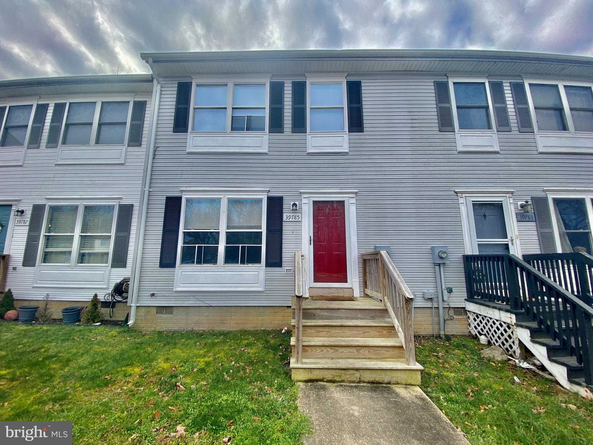 NONE AVAILABLE - Residential Lease