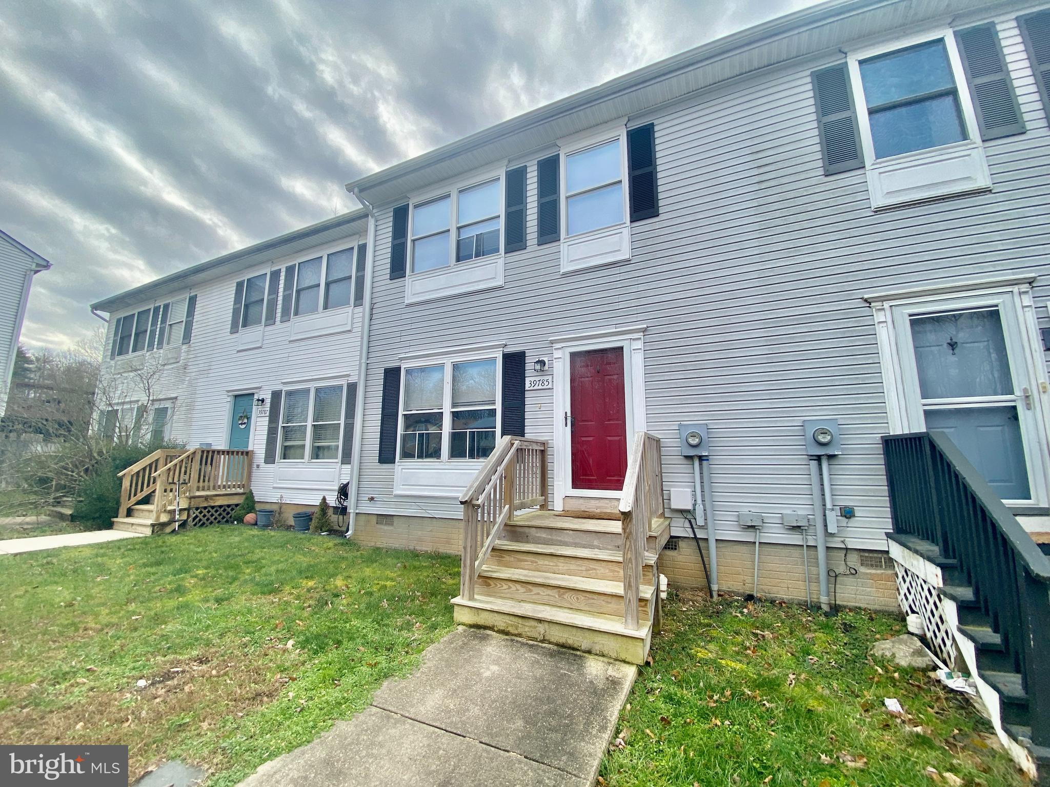 NONE AVAILABLE - Residential Lease