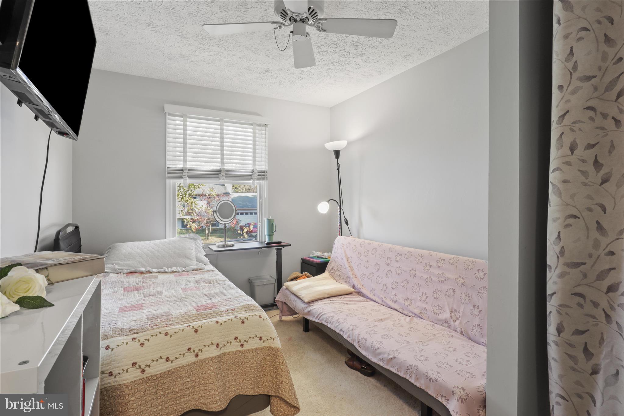 SPRING GROVE FARM - Residential